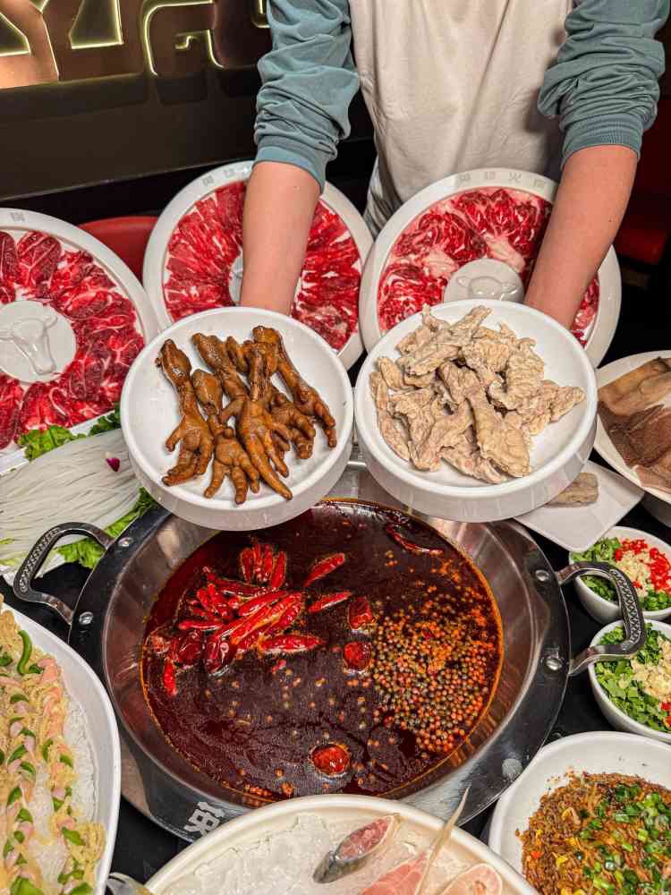 英雄火锅(汇嘉时代昌吉购物中心店)