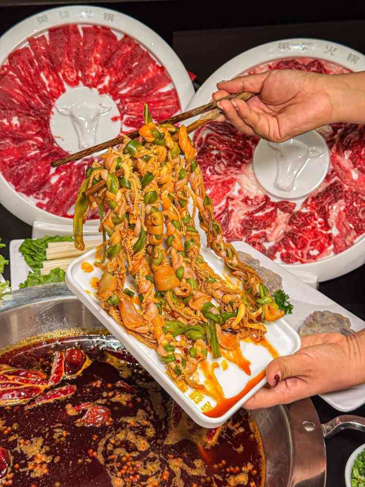 英雄火锅(汇嘉时代昌吉购物中心店)
