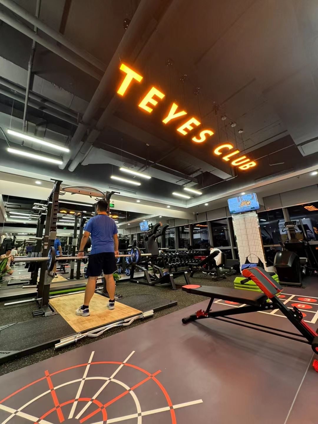 场地封面-深圳市天武健身俱乐部