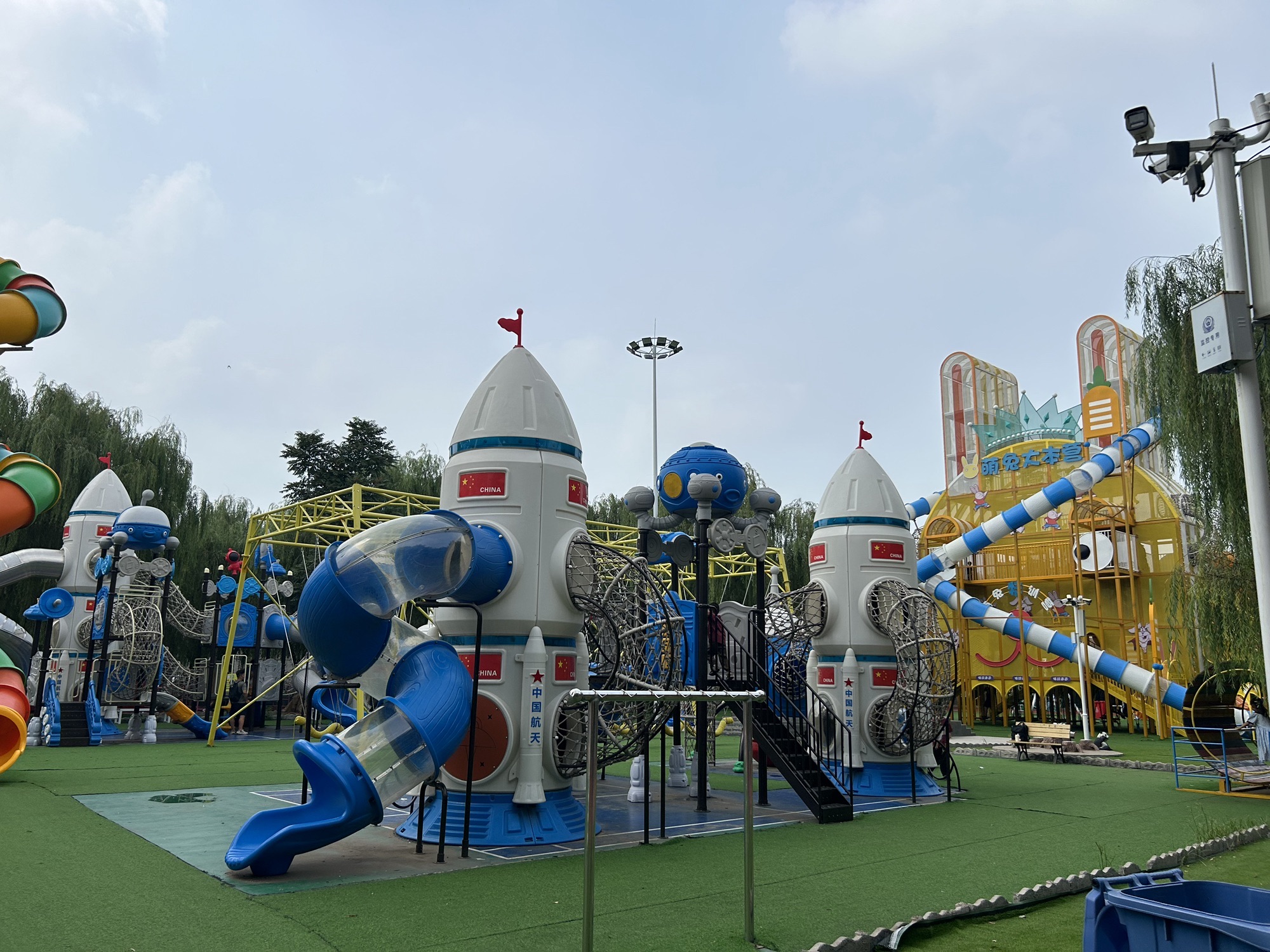 萌兔部落主题乐园广场旅行图片 3