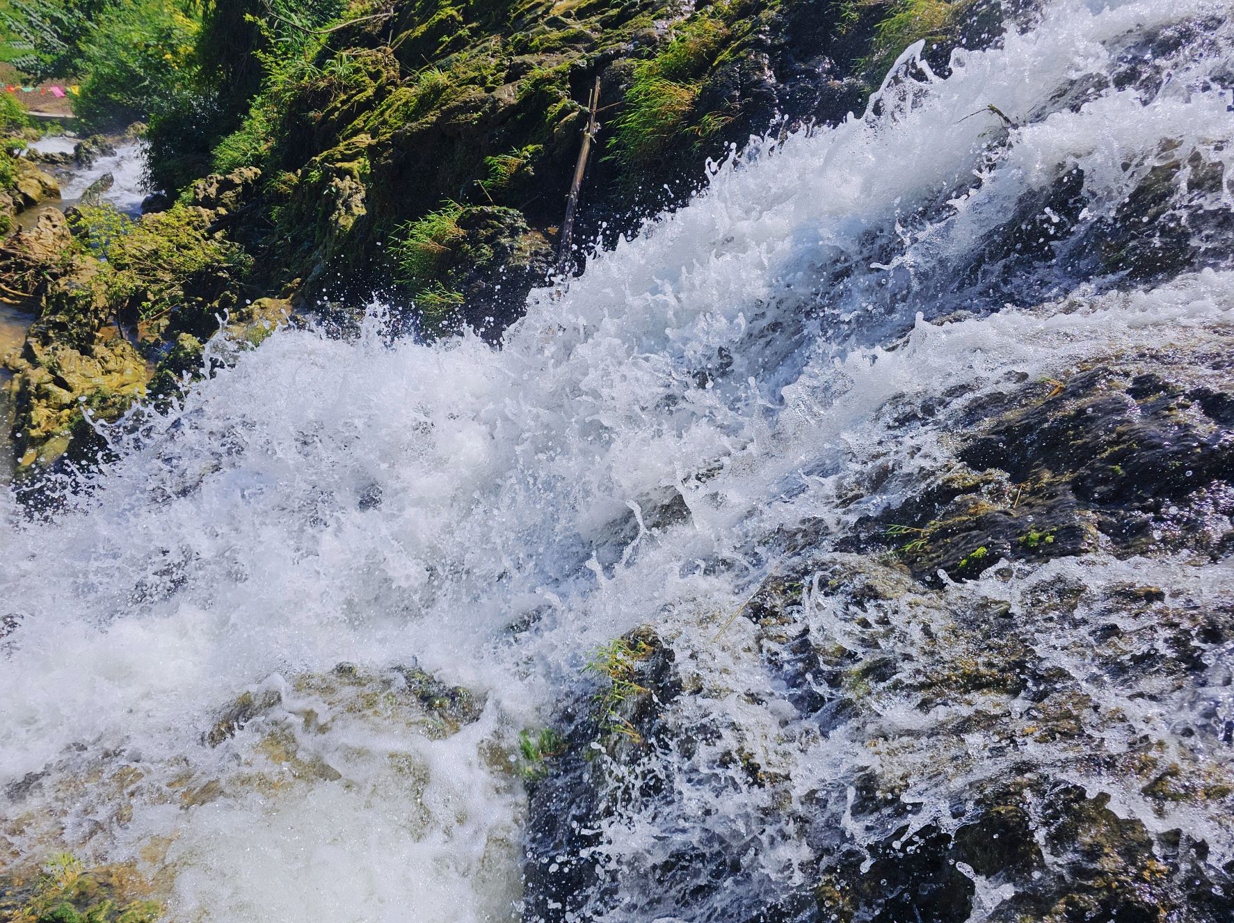 隆安岜岑瀑布旅行图片 1