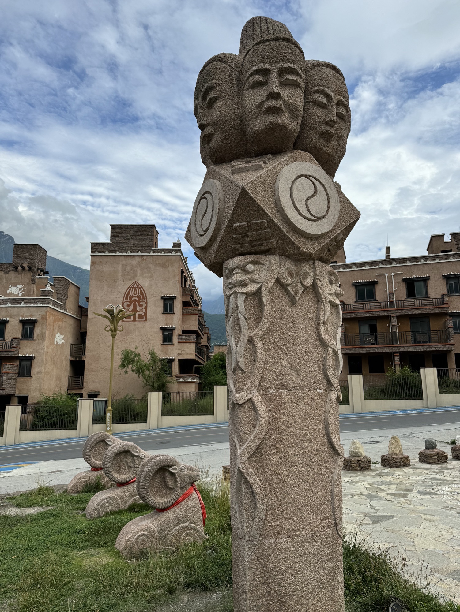 碉楼旅行图片 2