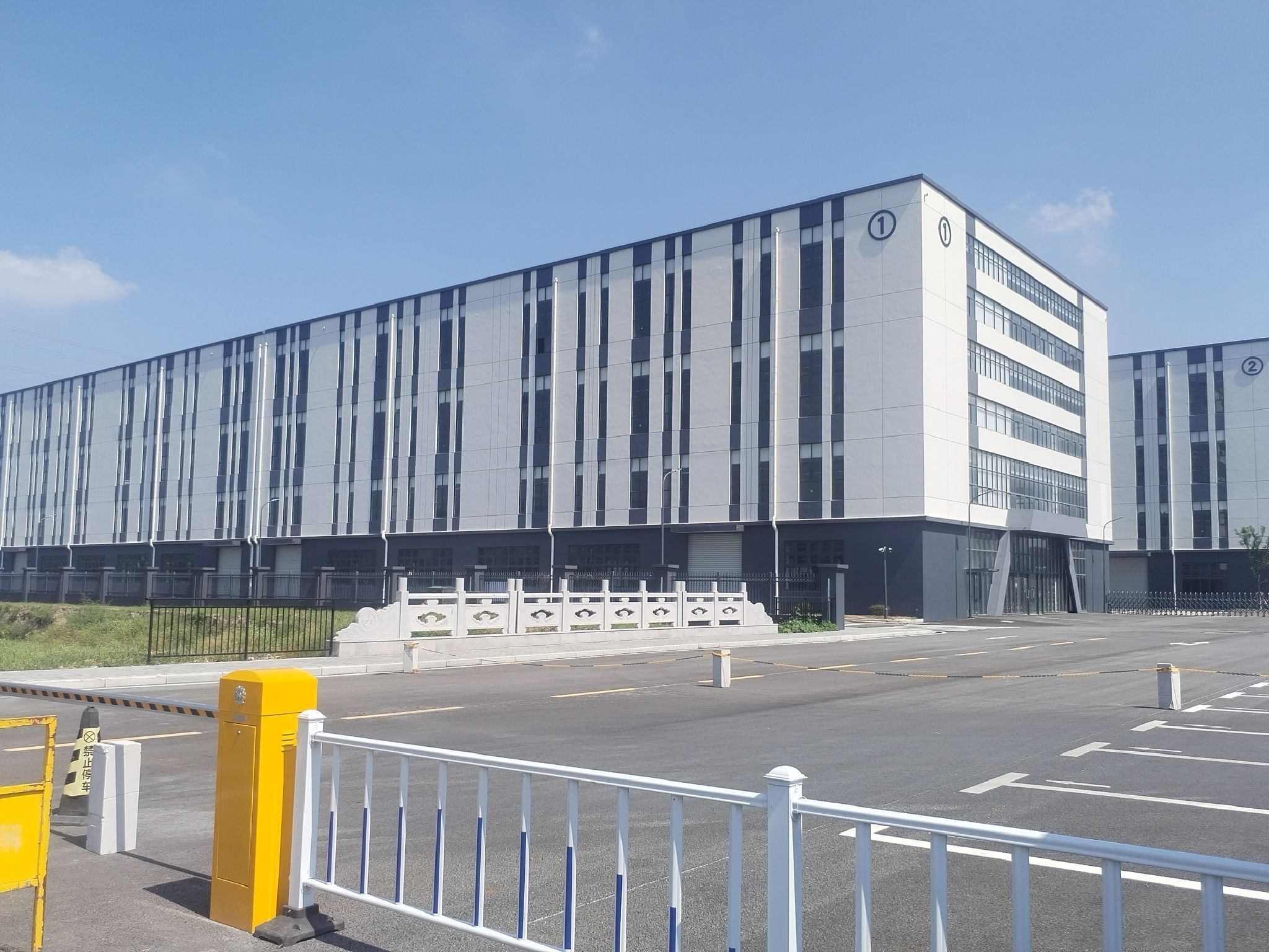 英利达科技园实景图