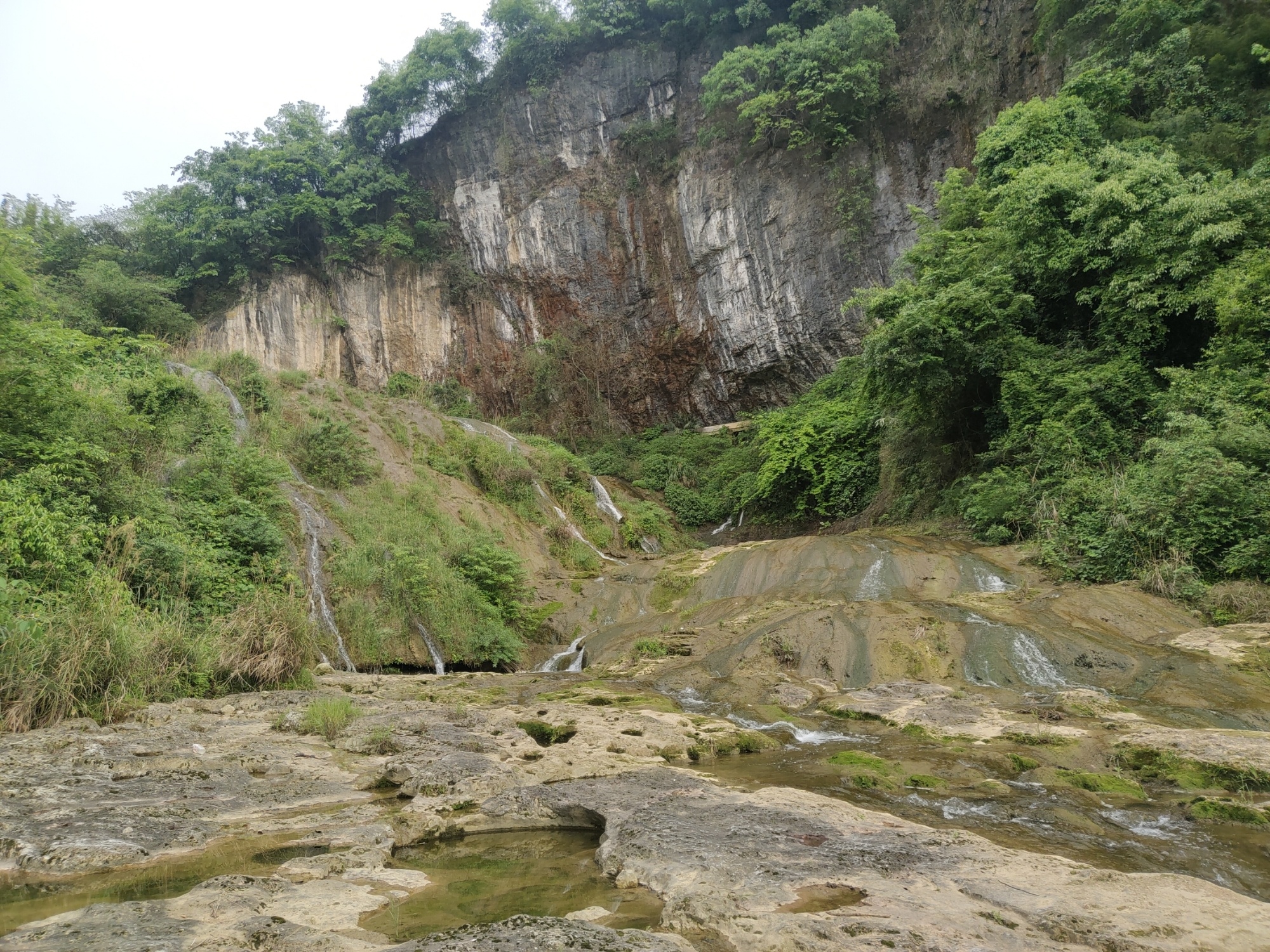 大龙潭瀑布旅行图片 1