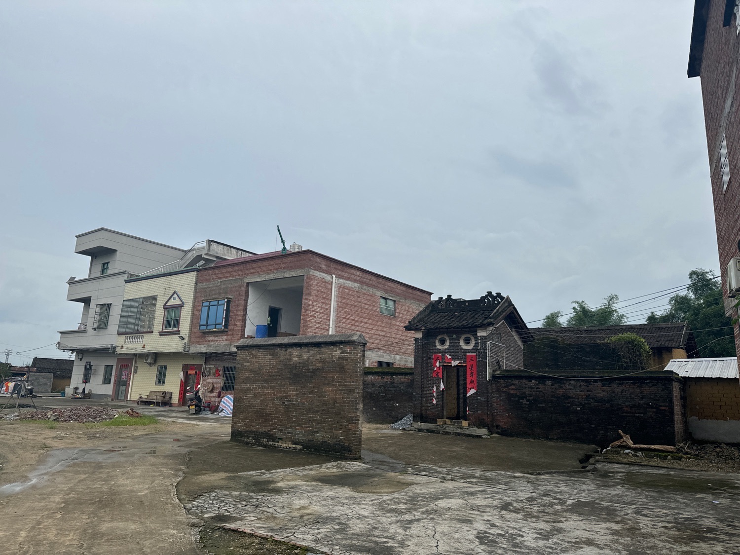 三石屋村下门楼旅行图片 3