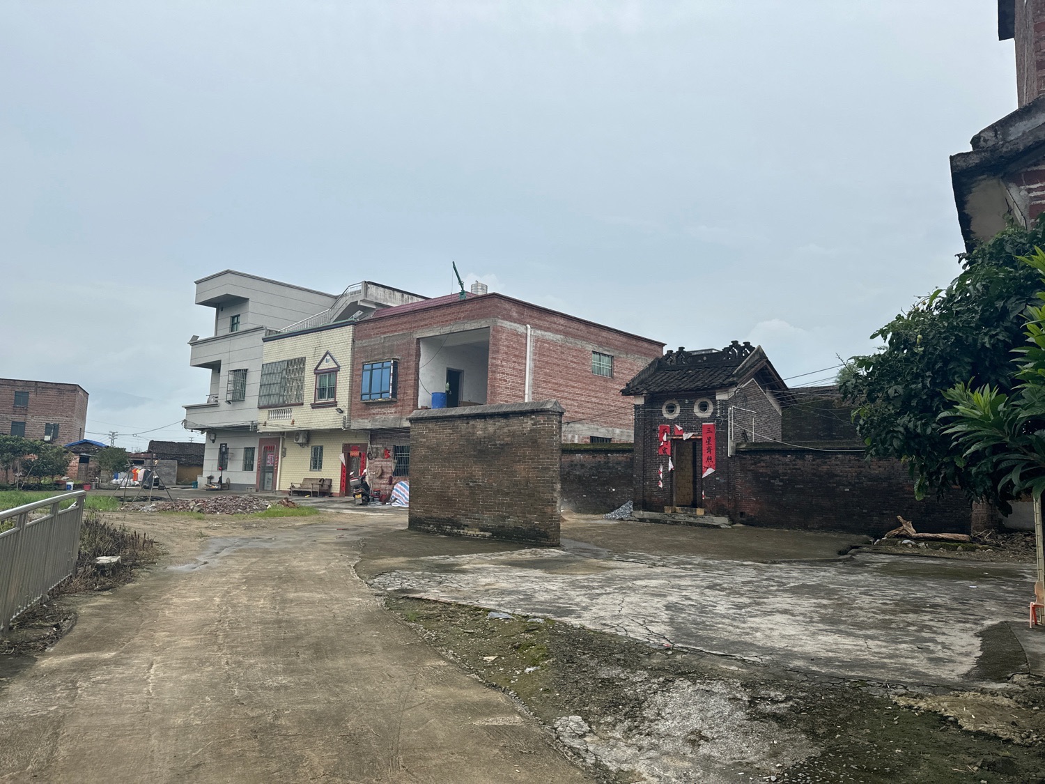 三石屋村下门楼旅行图片 2
