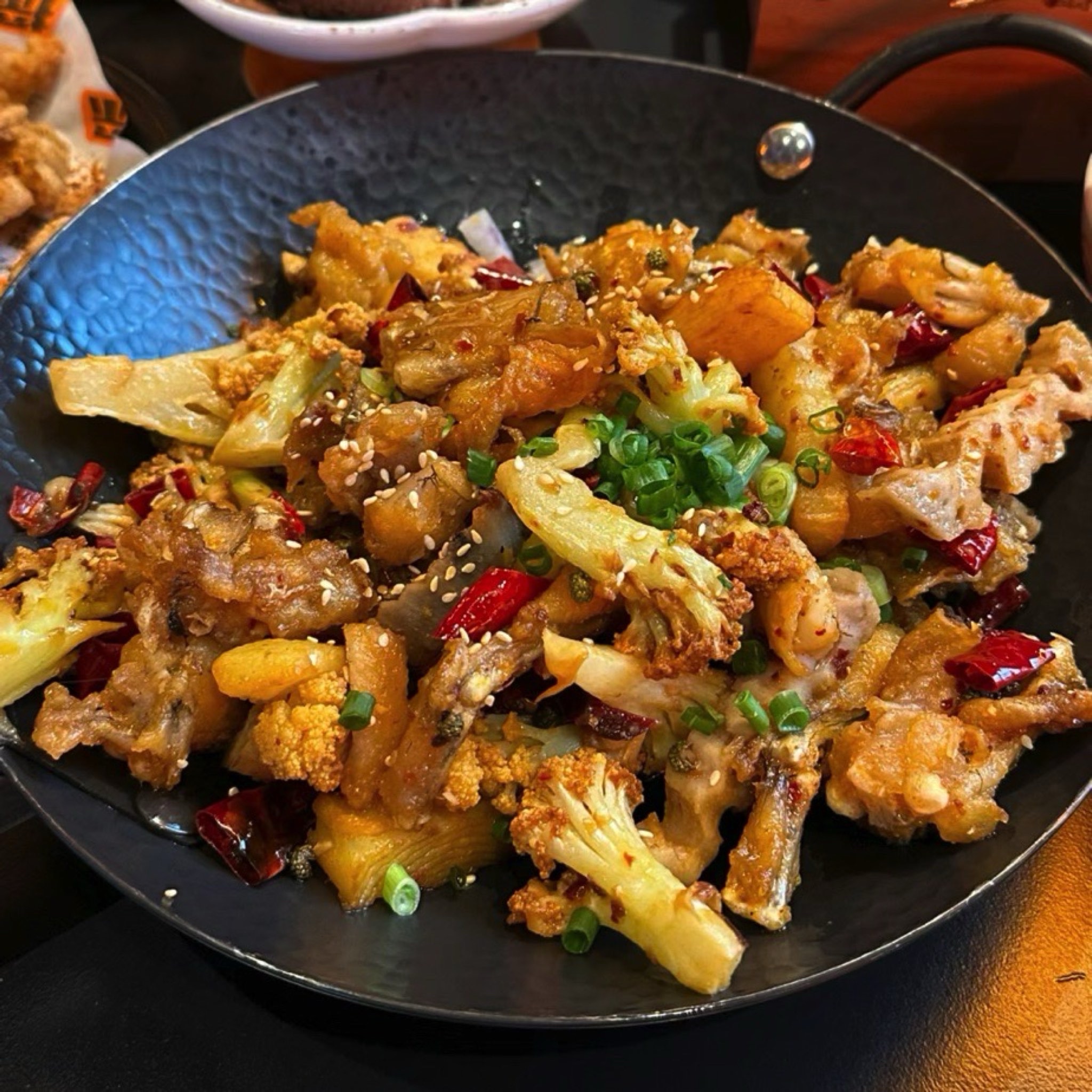 探鱼·鲜青椒爽麻烤鱼(云浮云城吾悦广场店)