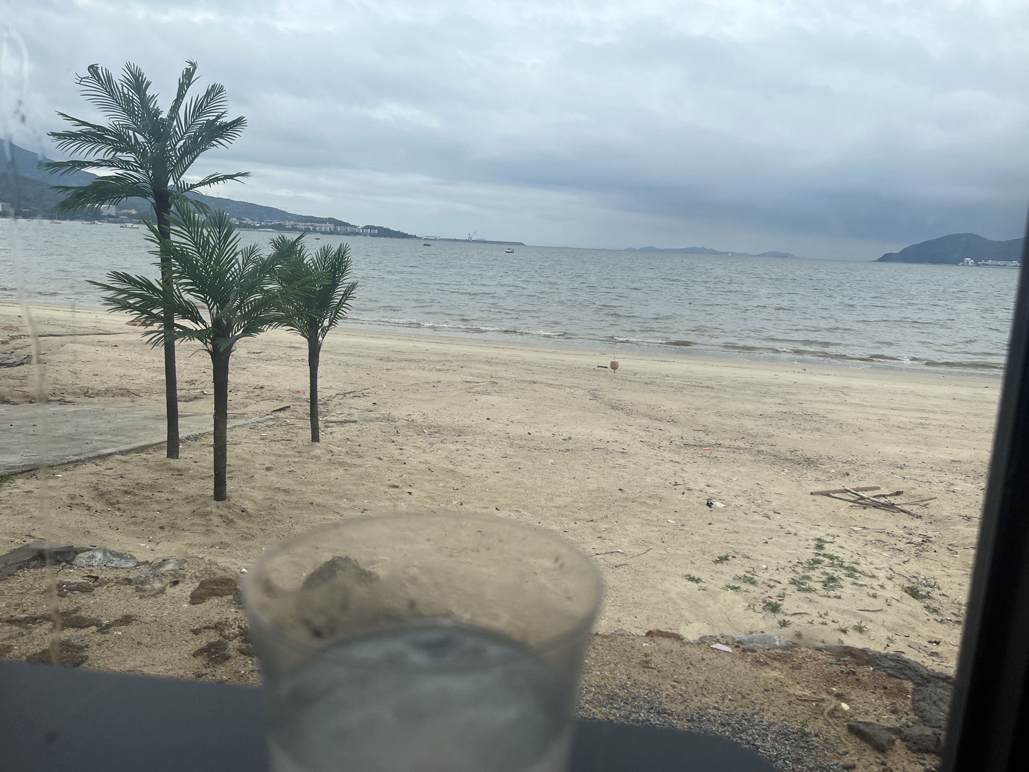 较场尾无人沙滩旅行图片 1