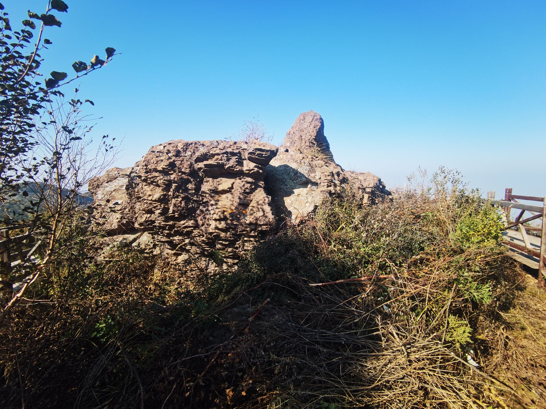 三界碑旅行图片 3