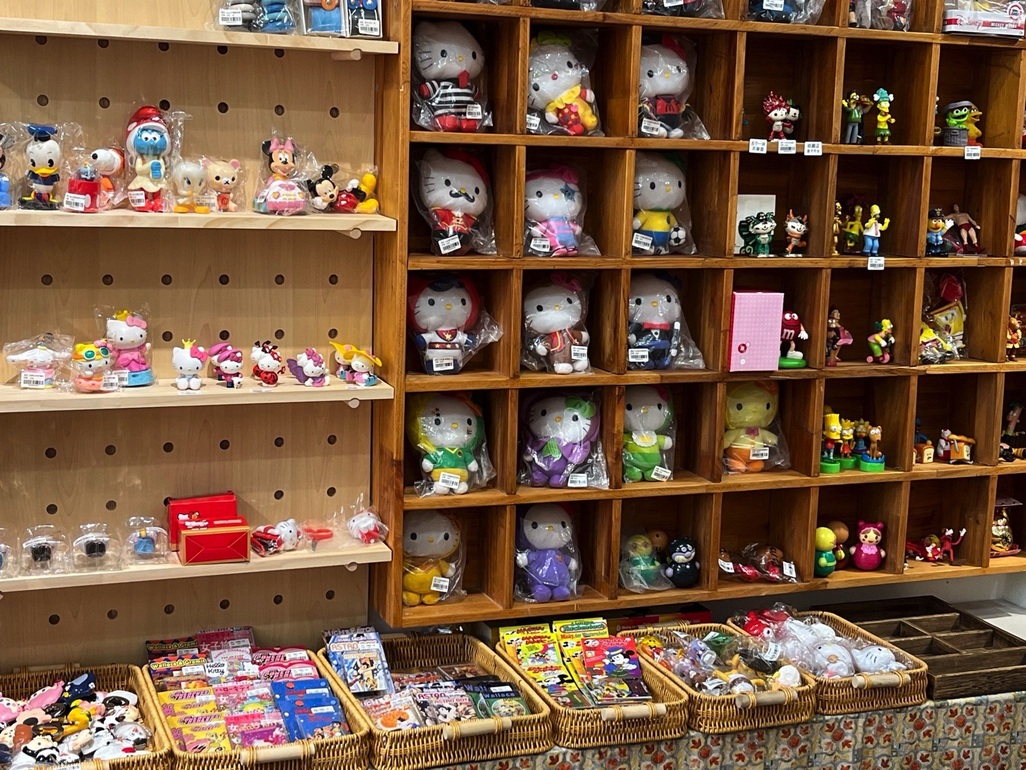 白巴草商店(中古玩具)