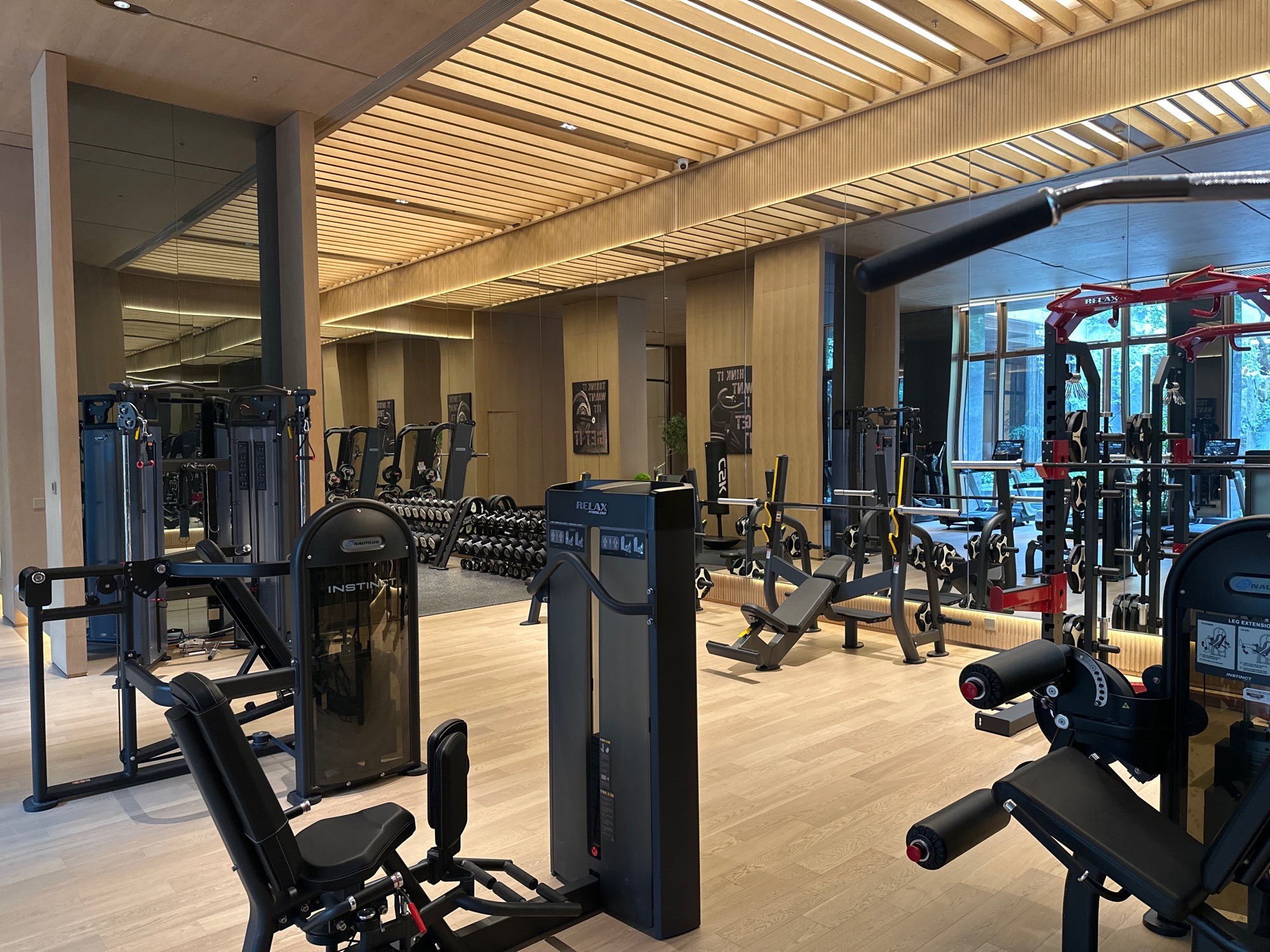 场地封面-凤鸣健身会所店