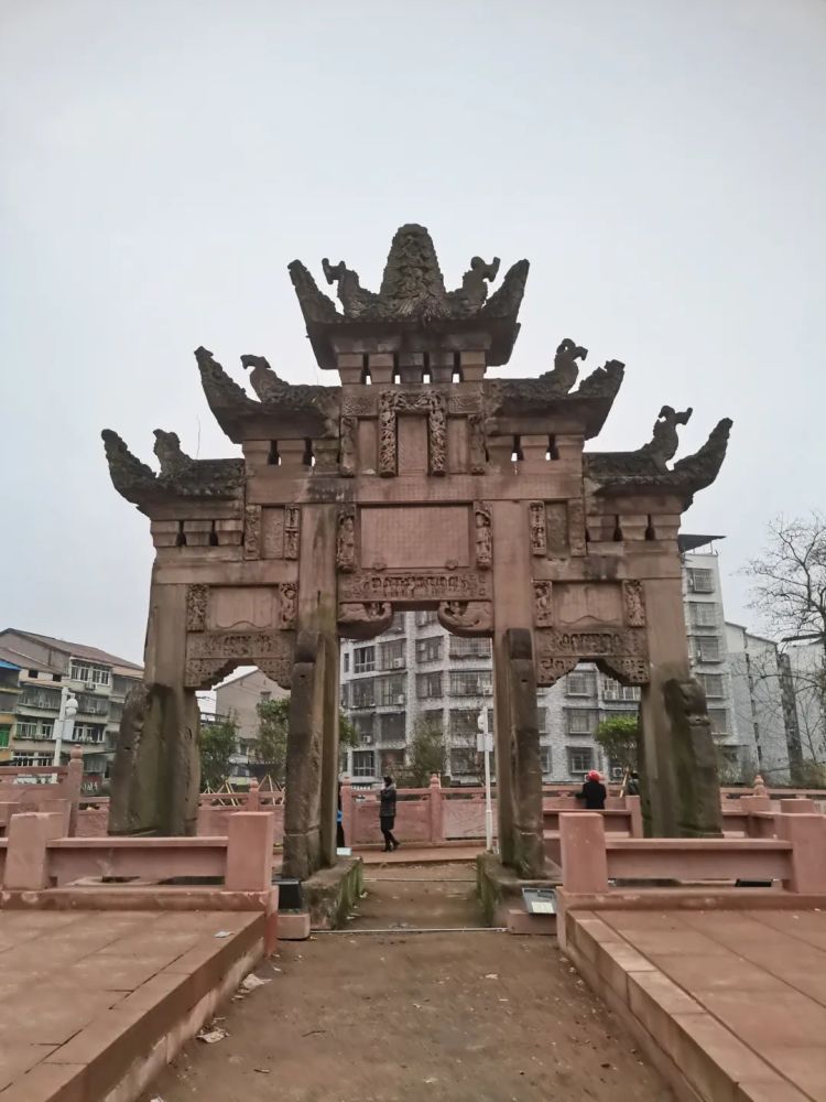 代市牌坊广场旅行图片 1