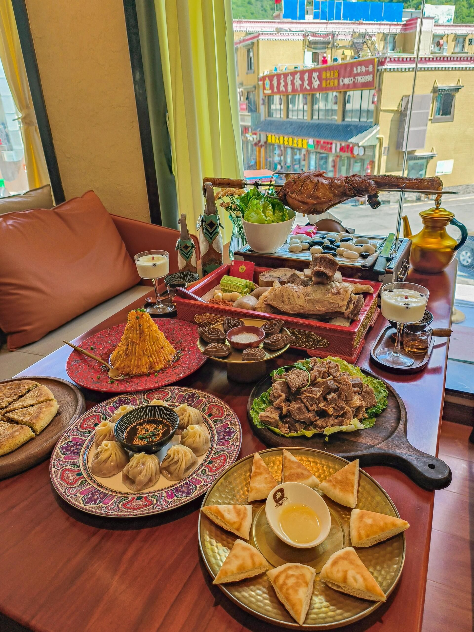 凡喜音乐藏餐厅(火地坝旗舰店)