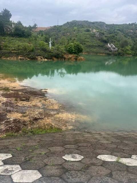 仁塘湾休闲钓场