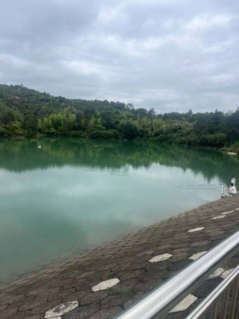 仁塘湾休闲钓场