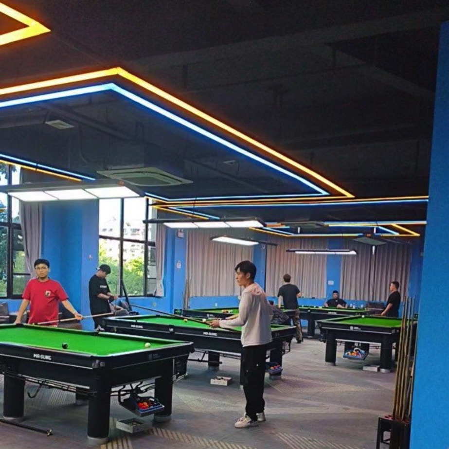 场地封面-蓝鳍台球俱乐部