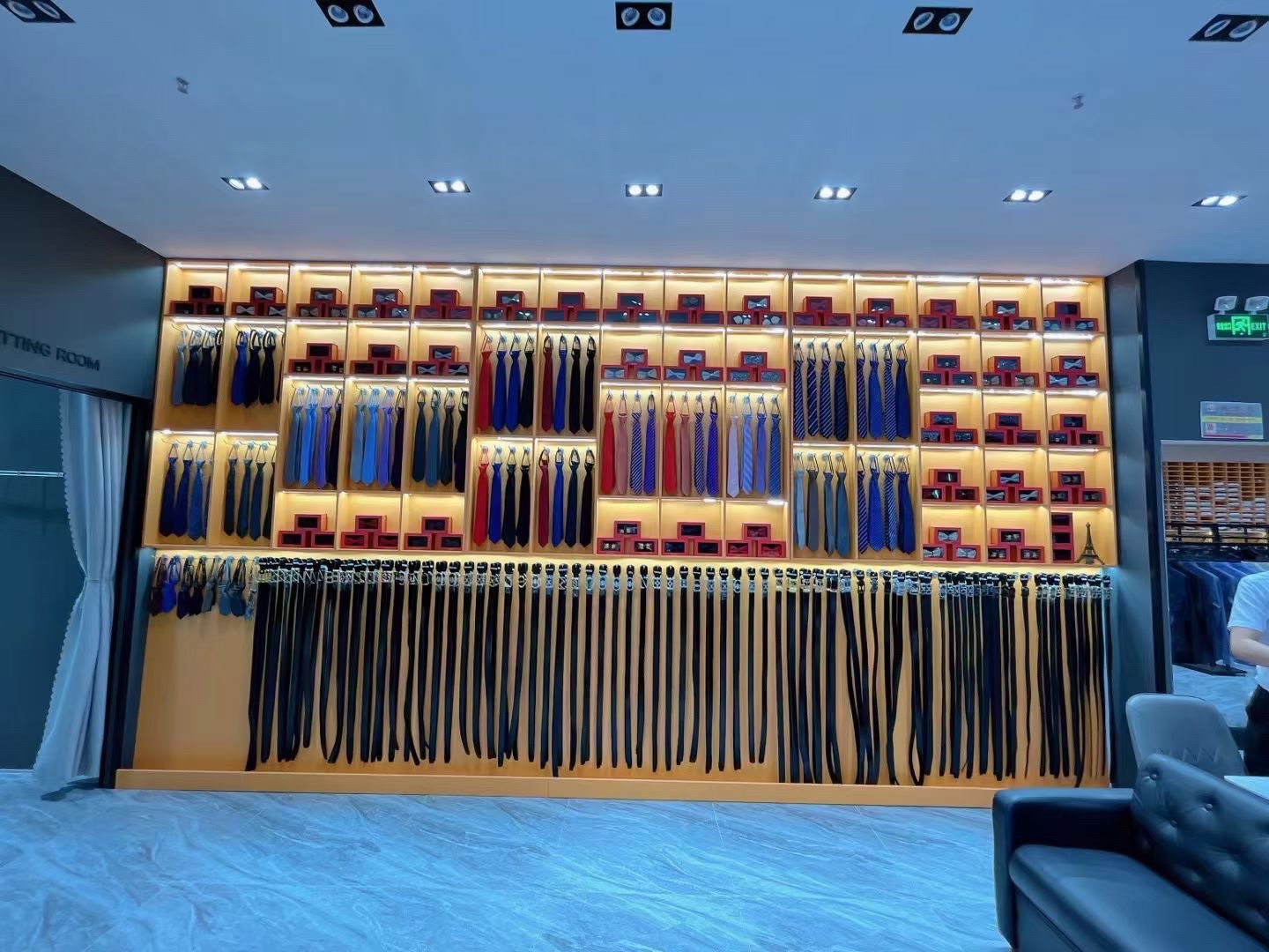 符冠正装(金棕榈文化商业广场店)