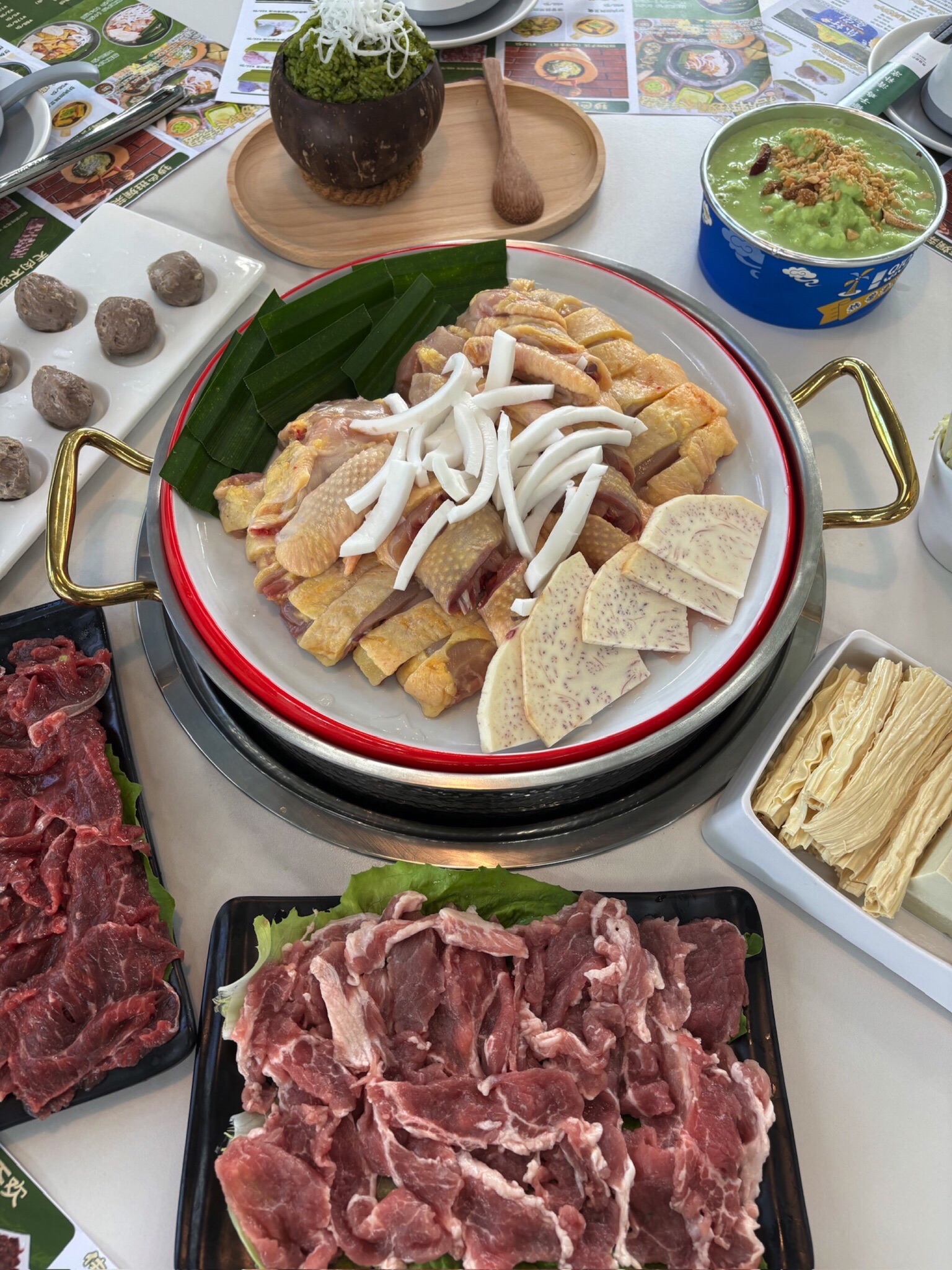 琼C斑斓椰子鸡·斑斓清补凉(石梅湾店)