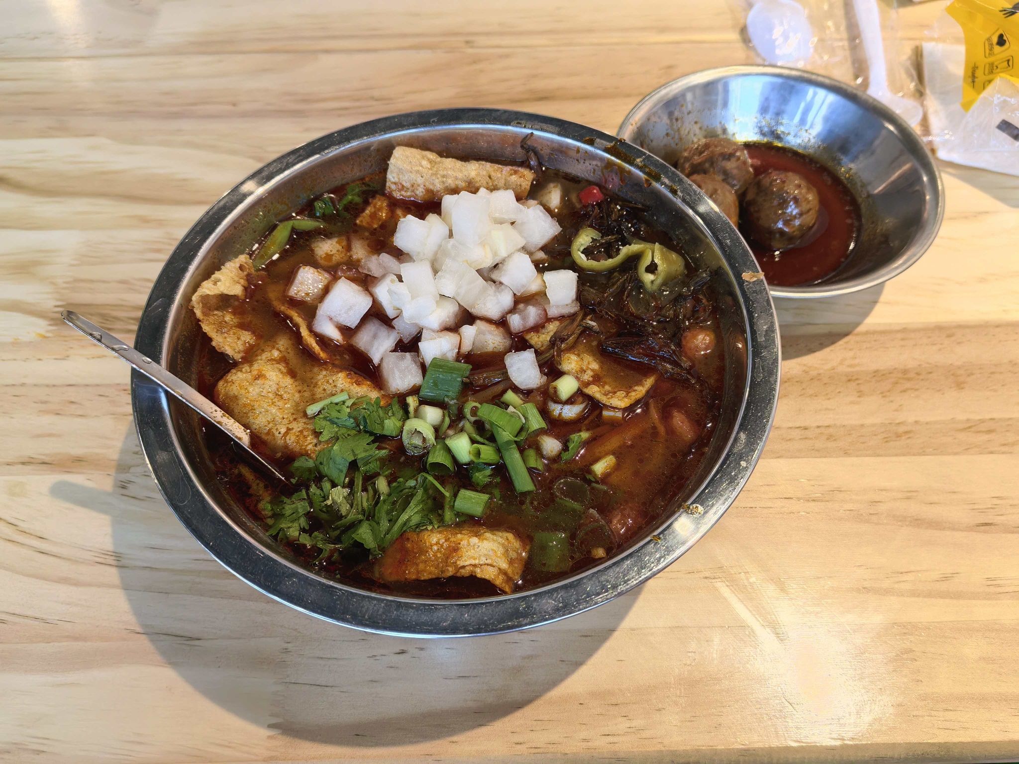 柳州肥姨妈大骨螺蛳粉(六里桥店) - 广安门外街道便民圈栖邻生活圈餐饮服务服务点实景照片