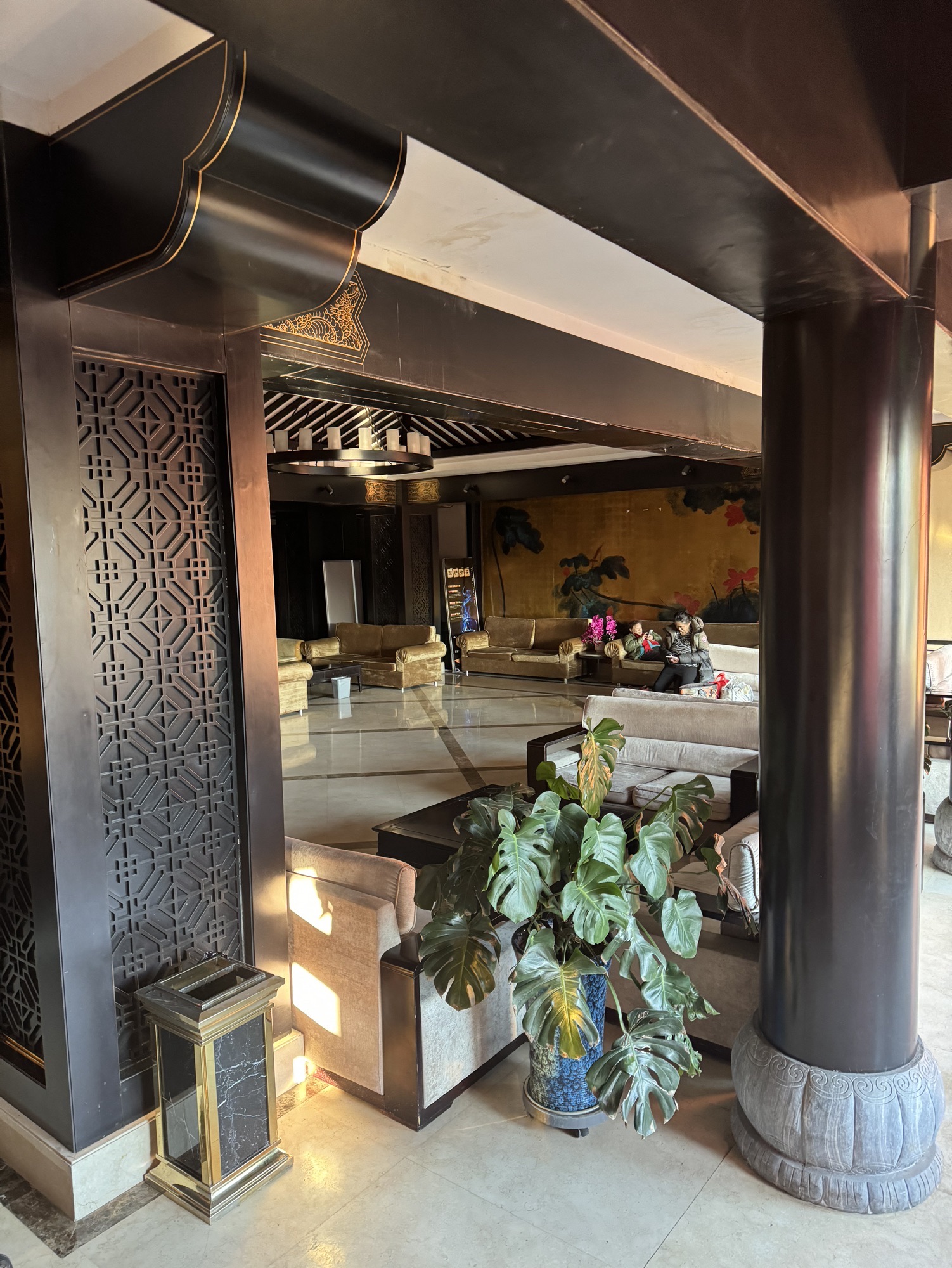 场地封面-九华山庄温泉门票