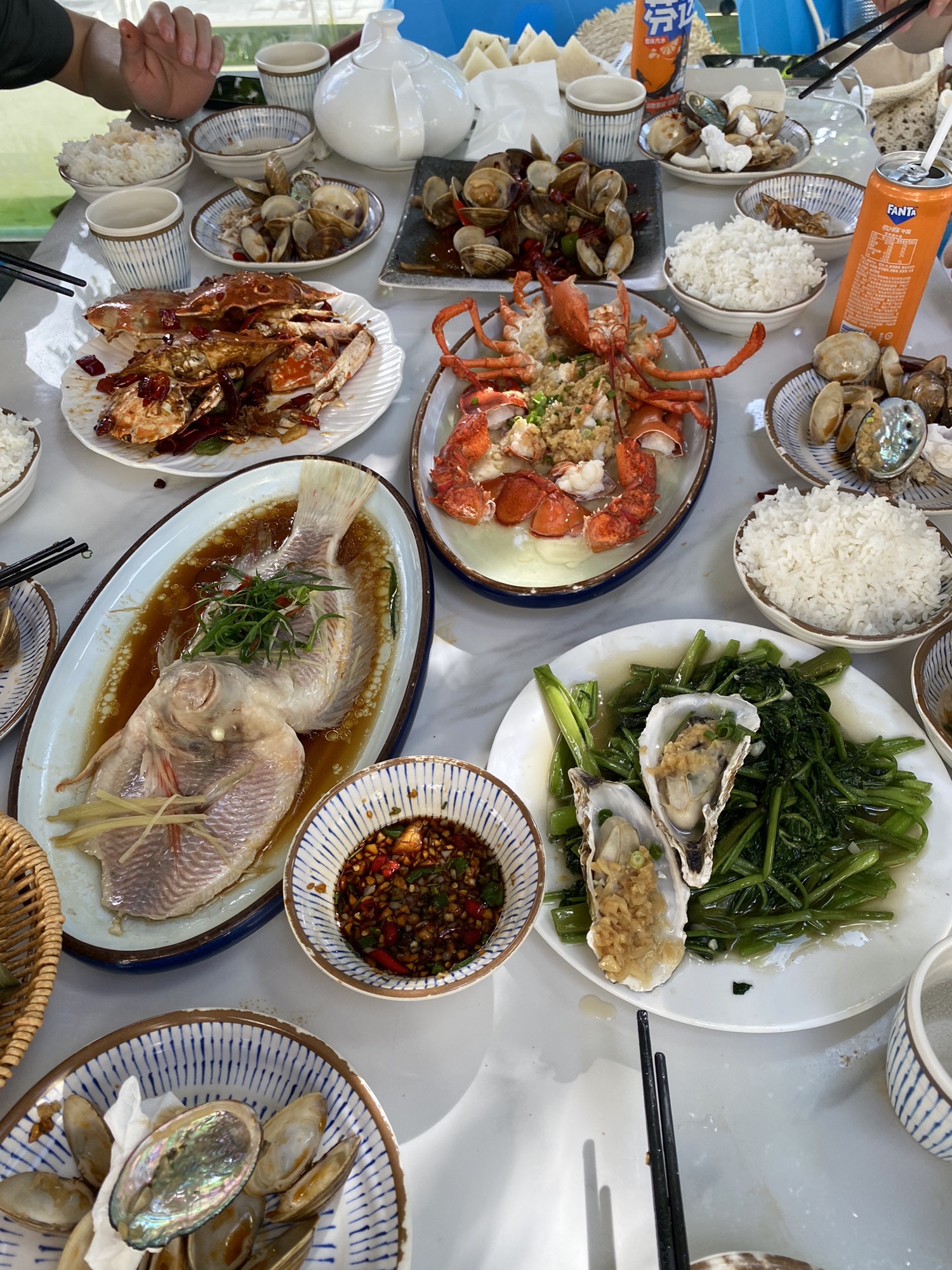 大东海4号川味海鲜·海南农家菜(大东海店)