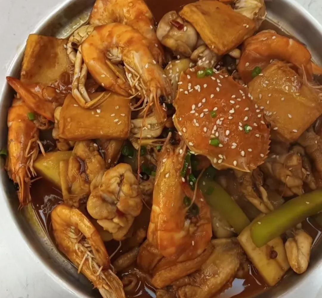 赖胖子肉蟹煲(滨濂国际店)