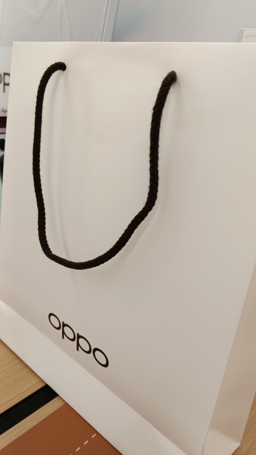 OPPO官方授权体验店(昌江石碌镇恒基广场店)