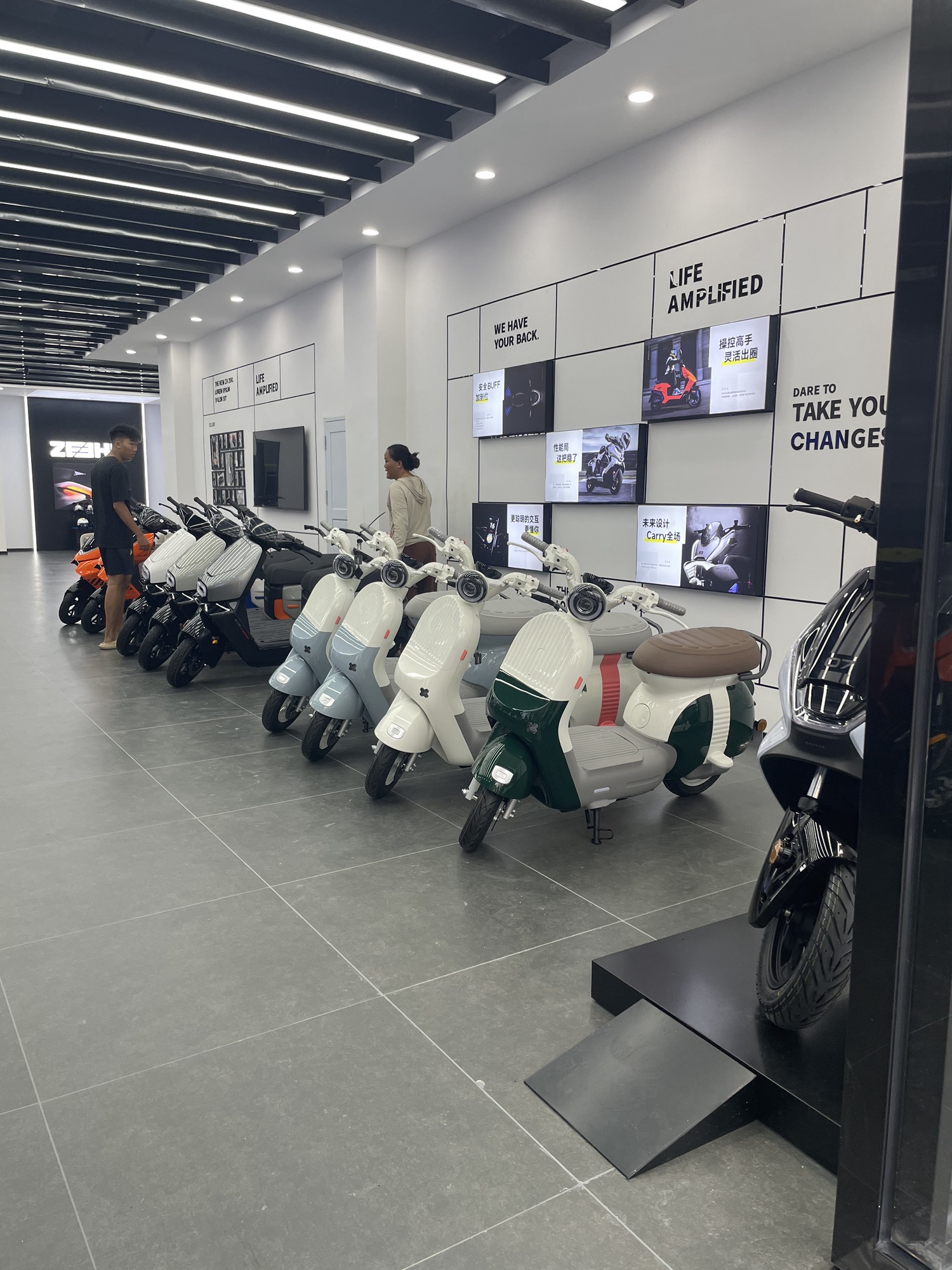 ZEEHO极核电动(千家中心大道店)