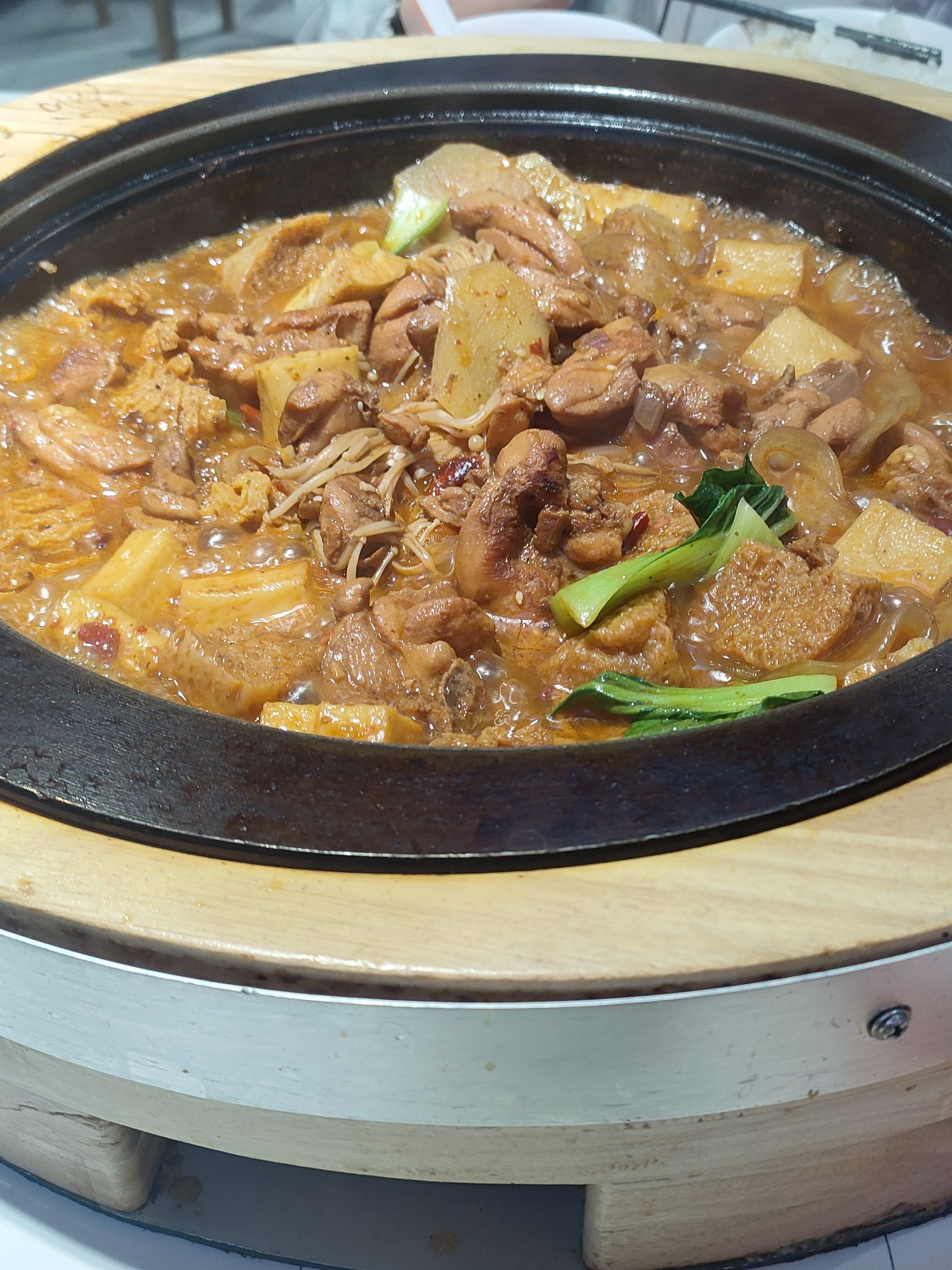 花宝街石锅鸡公煲(山西运城盐湖区苏宁广场店)门店外观