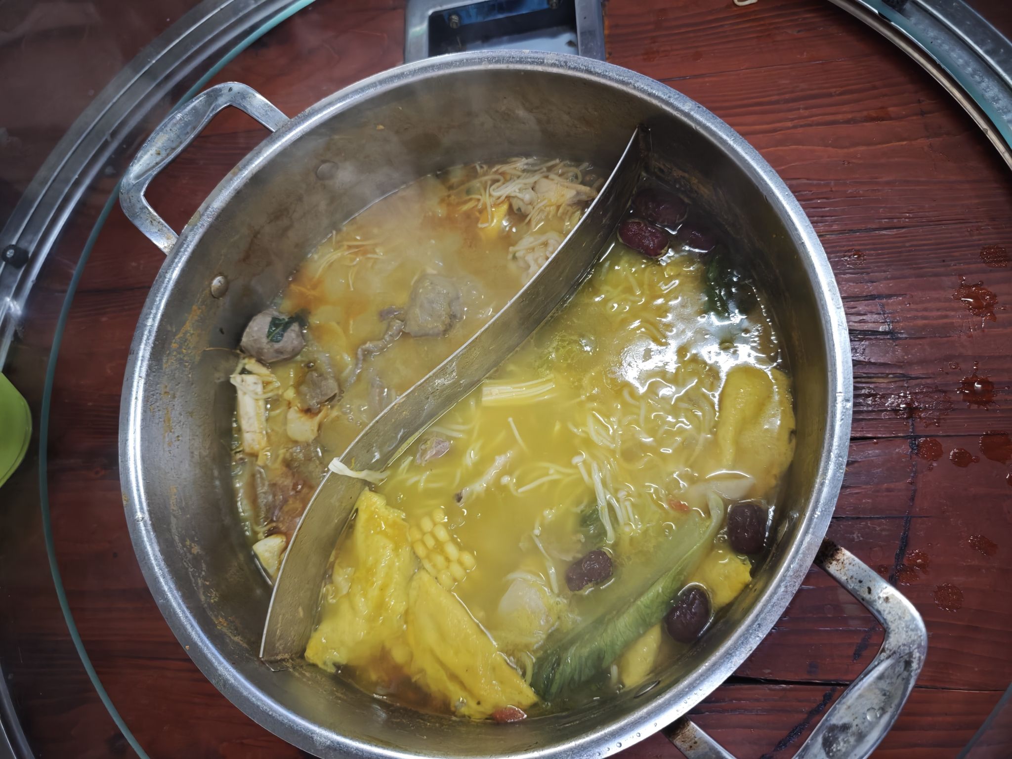 有椰在鲜•椰子鸡糟粕醋火锅•香草鸭(八所东港路店)