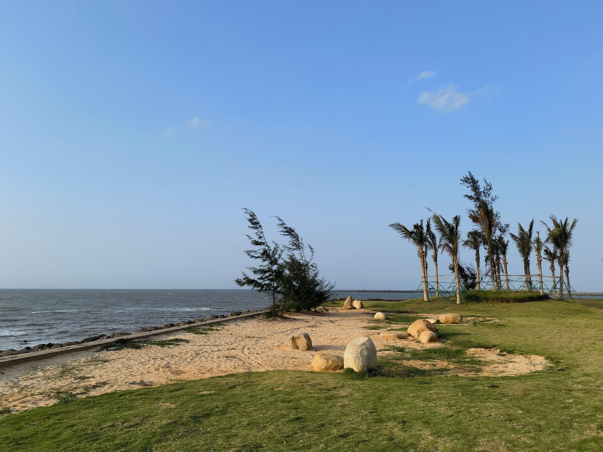 三颗松树海湾