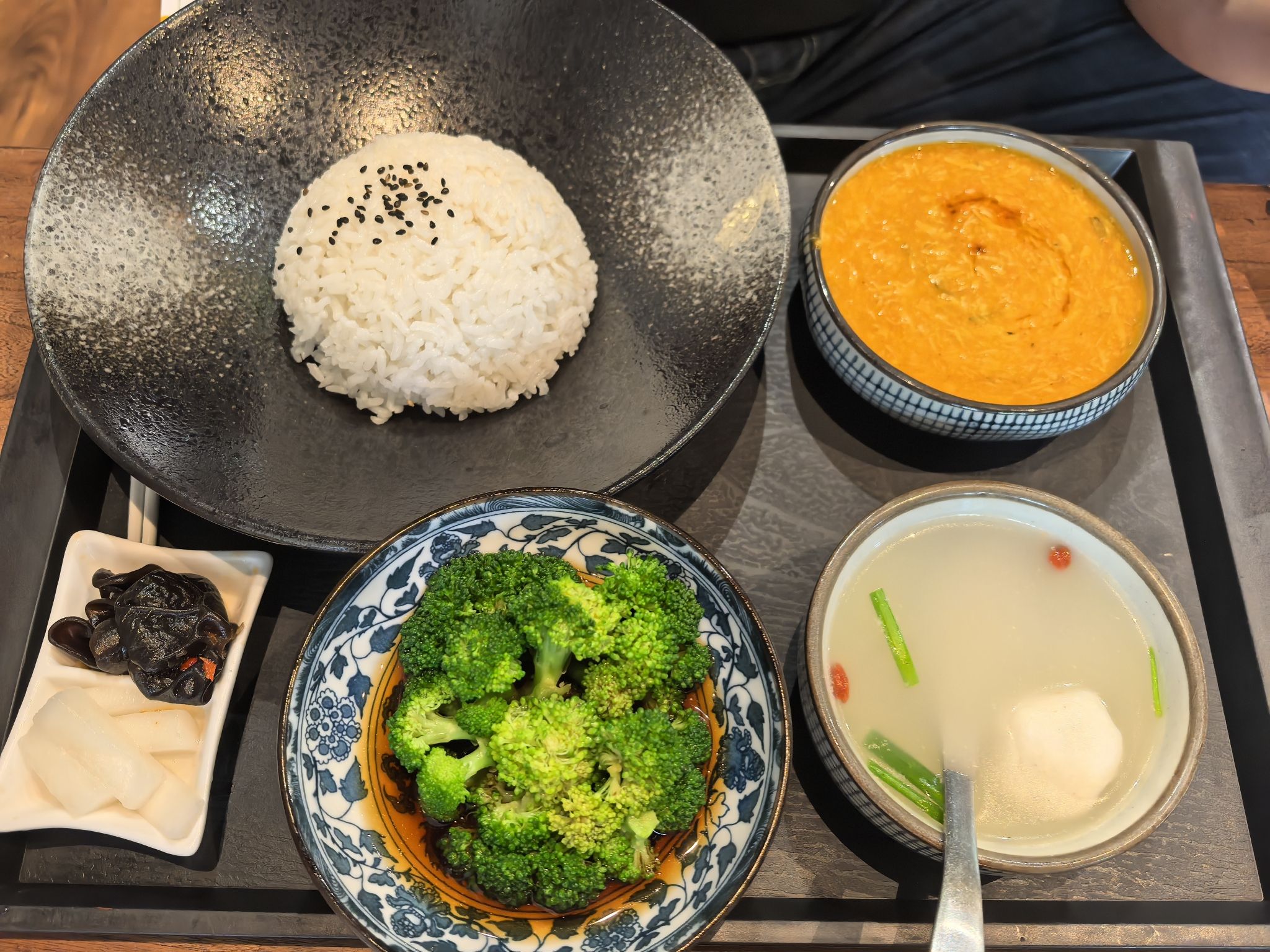 浣溪渔河豚蟹黄主题餐厅(绍兴古城店)