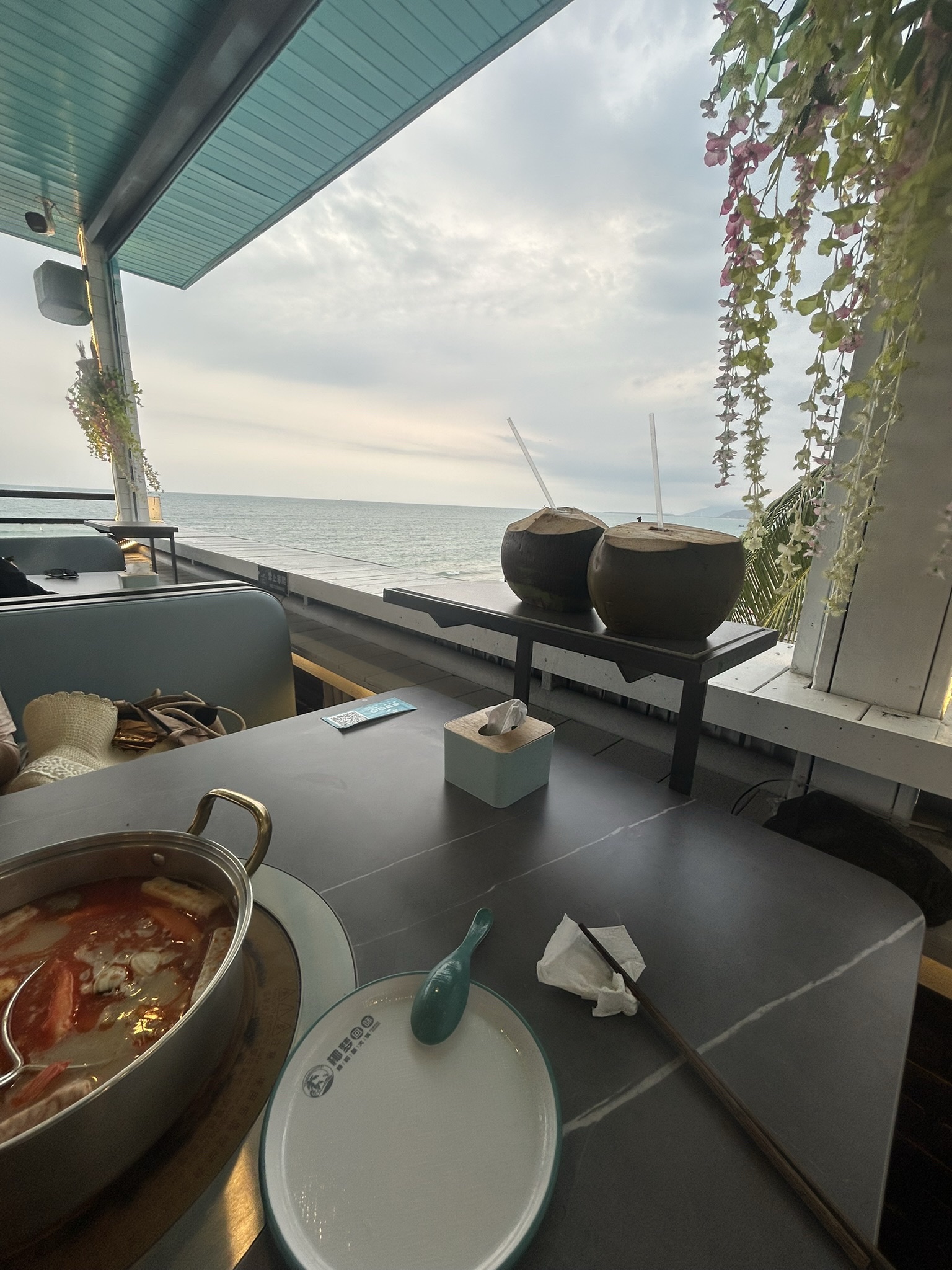 椰梦·海鲜糟粕醋·椰子鸡(天涯小镇270度海景店)
