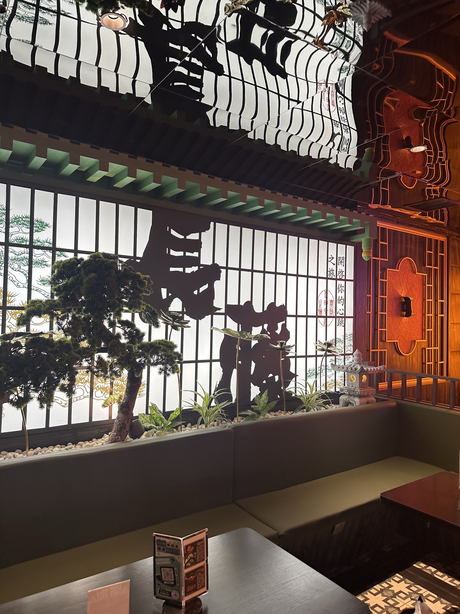 场地封面-长藤密室(东门太阳百货店)