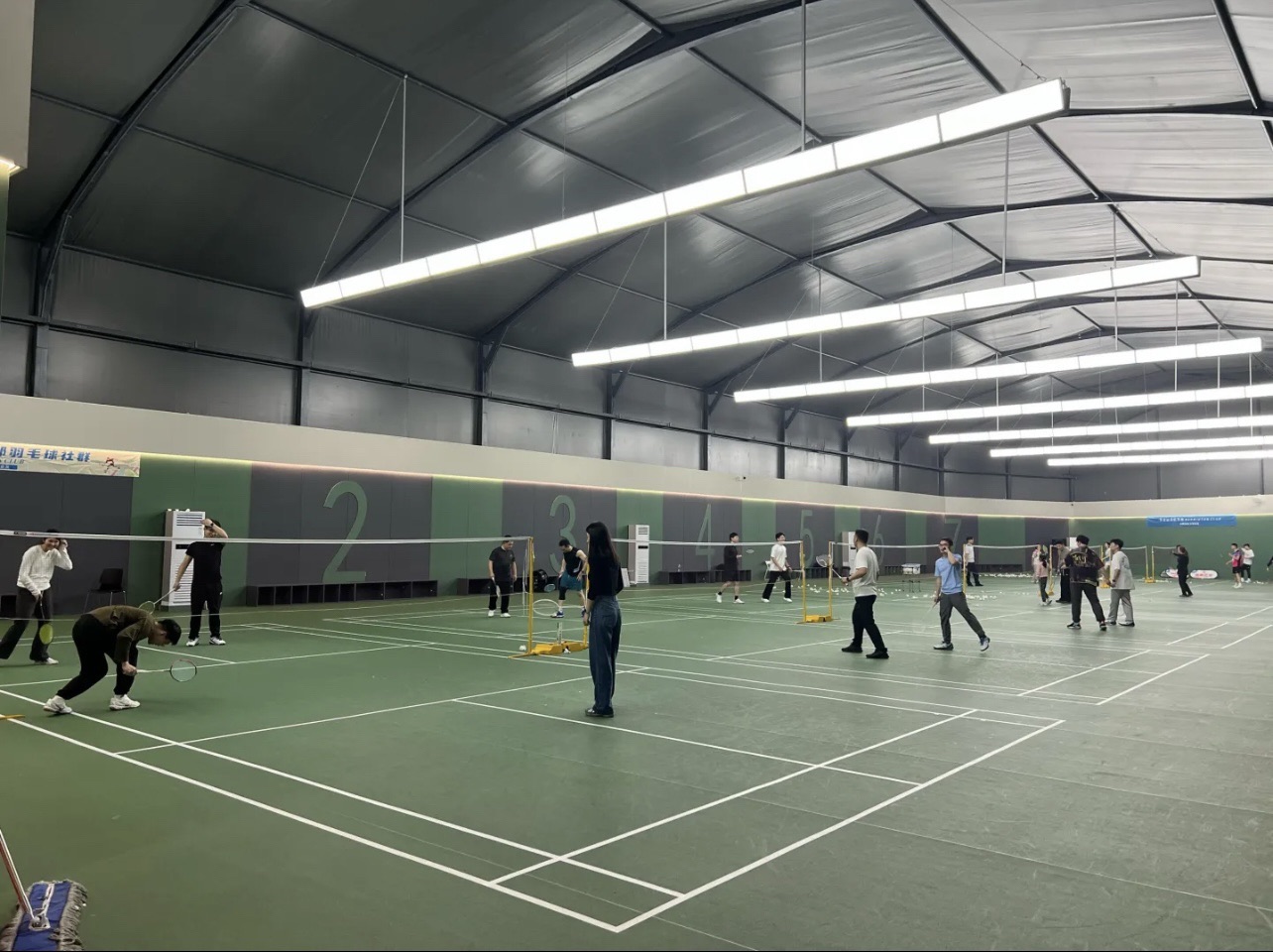 场地封面-上城区体育中心-篮羽馆