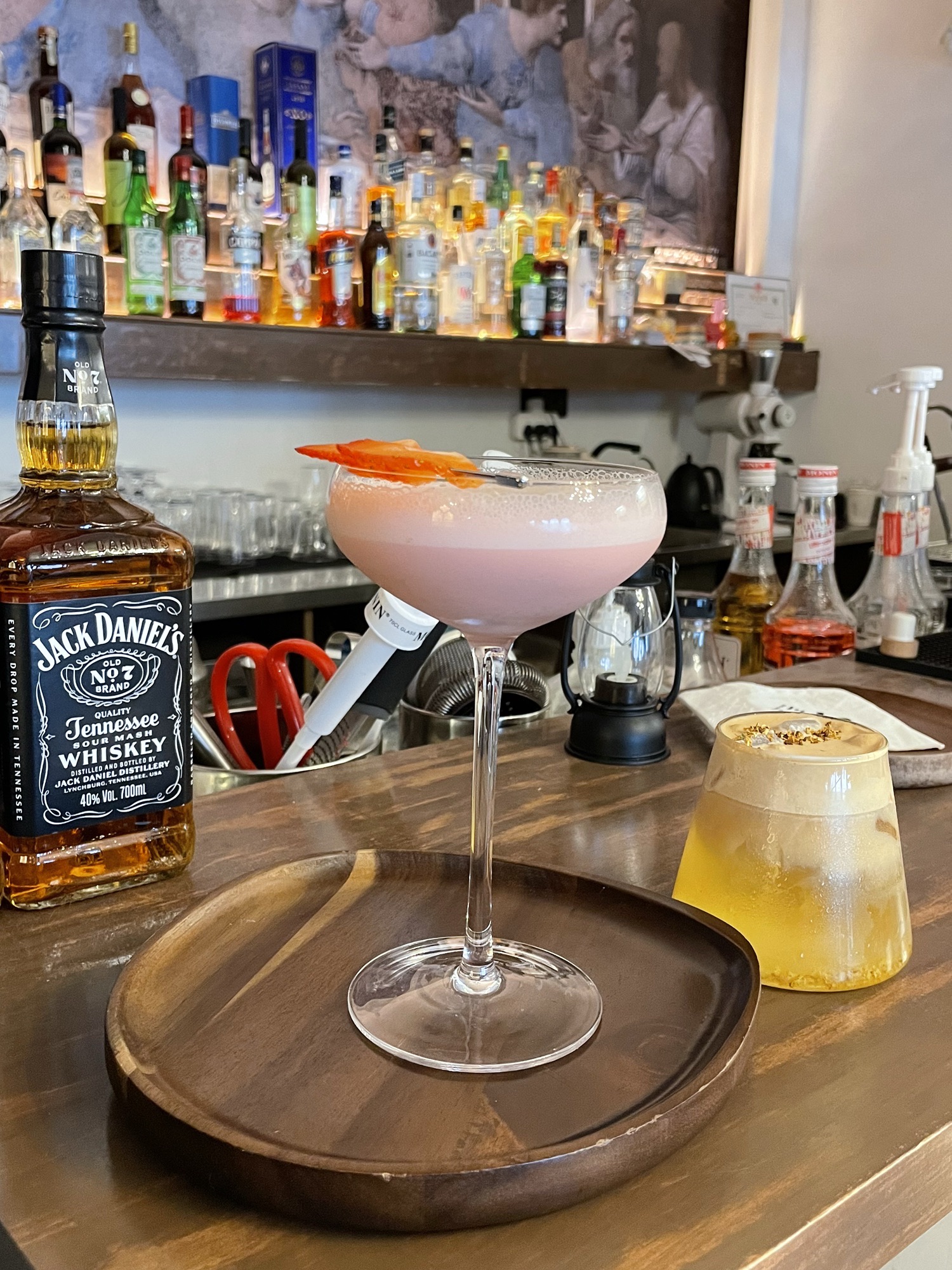 场地封面-三里俱乐部coffee&whisky