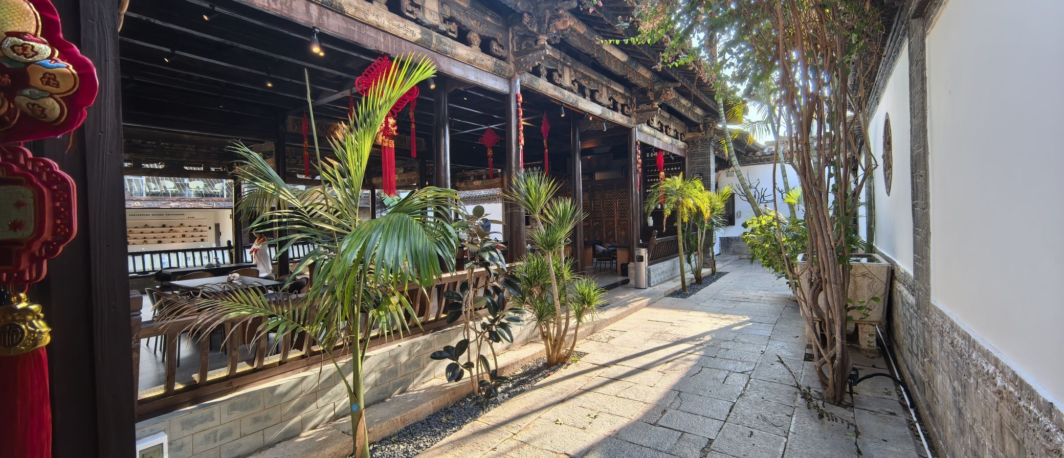 杨家花园深巷餐厅