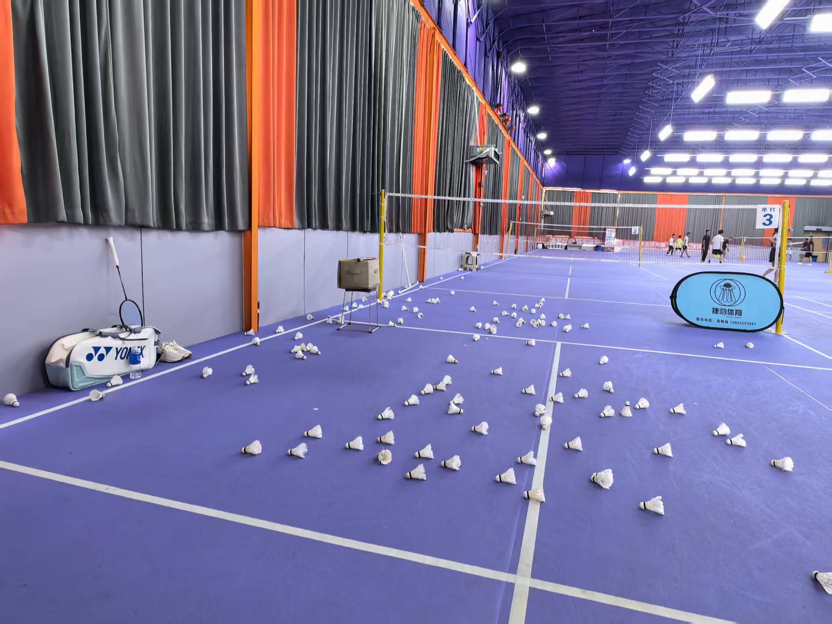 场地封面-MVP羽毛球馆(员村店)