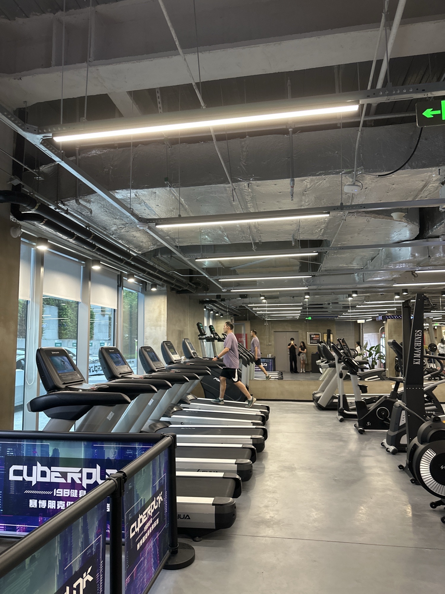 场地封面-Cyberpunk198健身(前滩至尊店)
