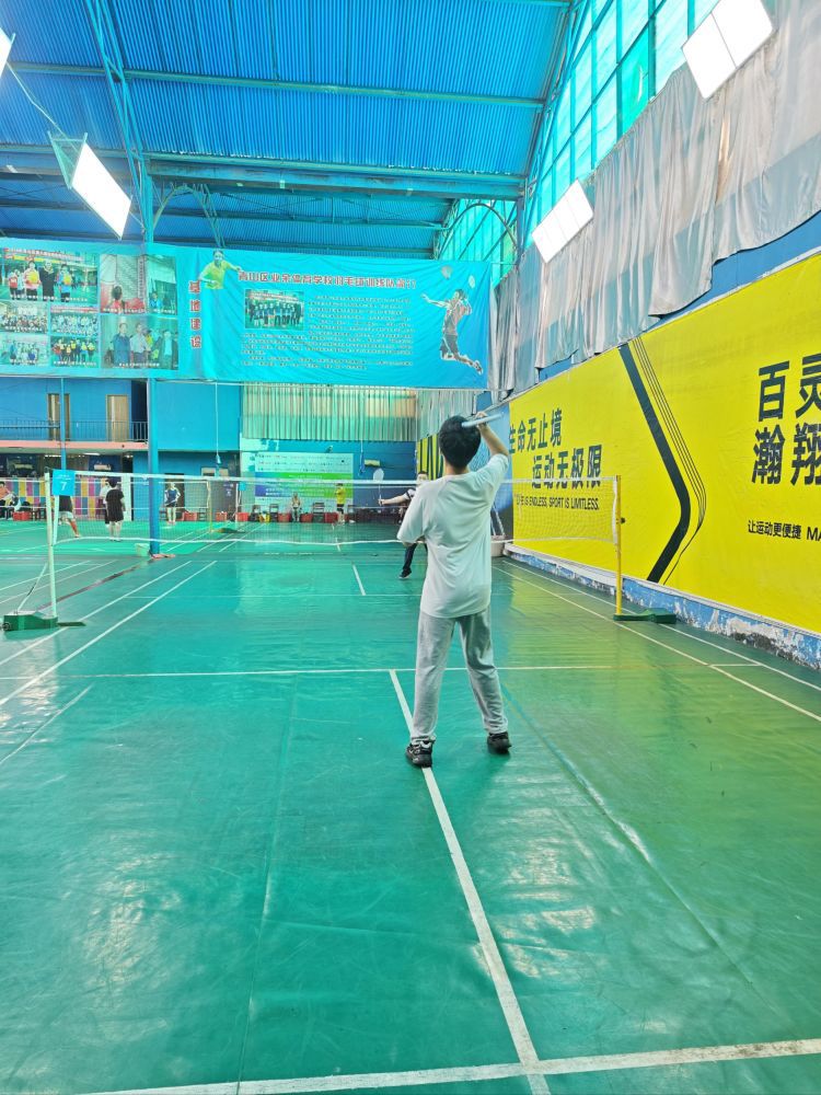 场地封面-瀚翔羽毛球馆(青山公园店)