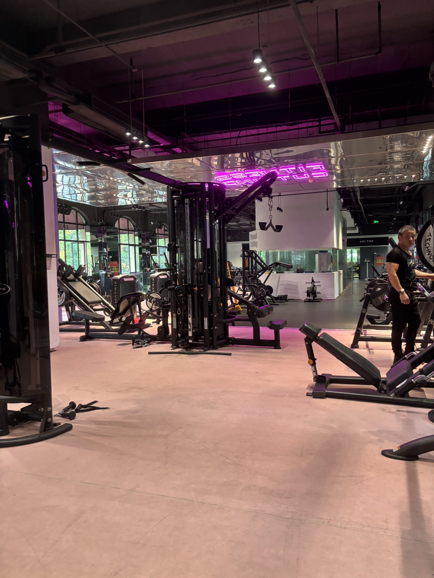 场地封面-任意拓扑健身(华发未来荟店)