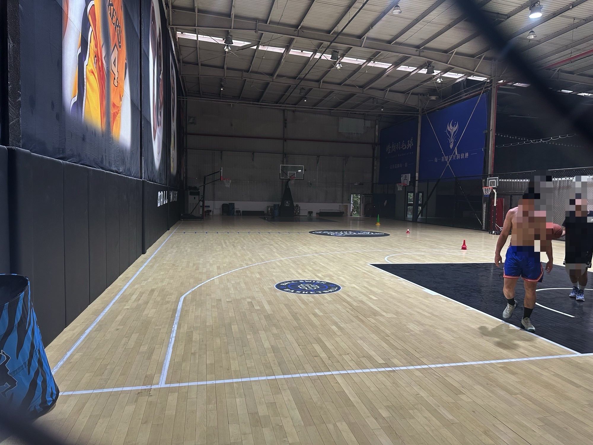场地封面-BALL SWISH篮球馆
