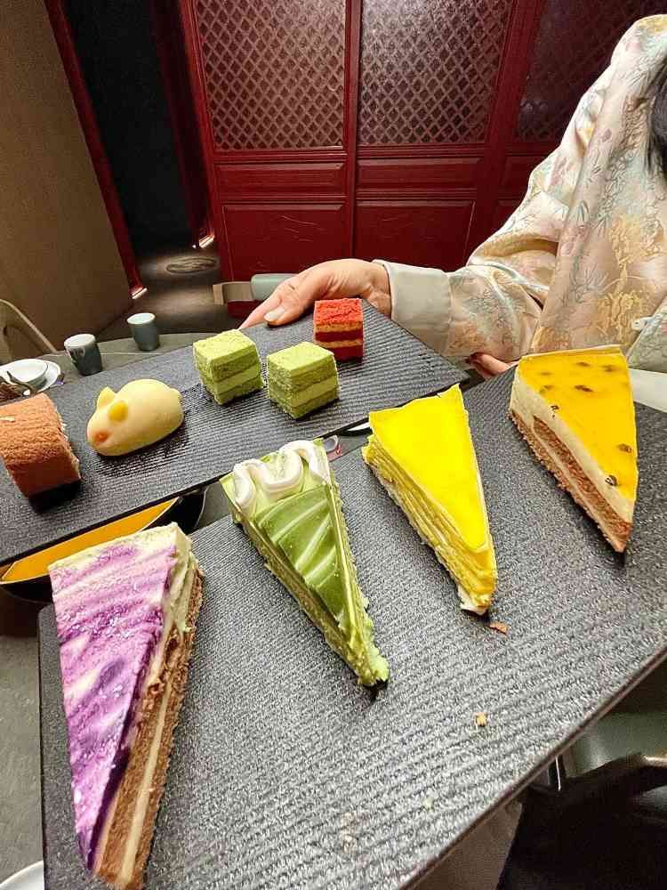 宸·鹤苑主题自助餐厅