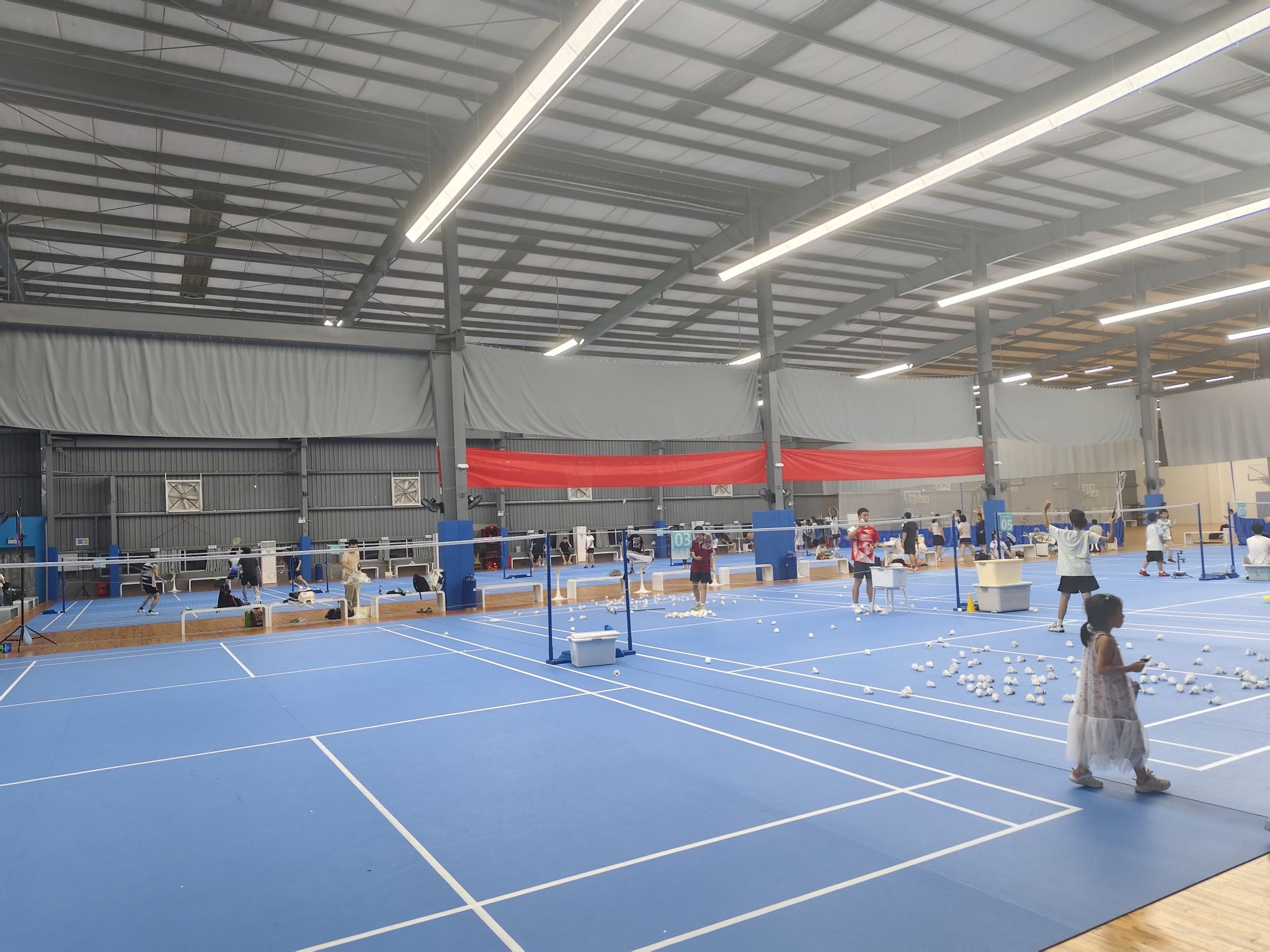 场地封面-斯凯运动羽毛球篮球馆