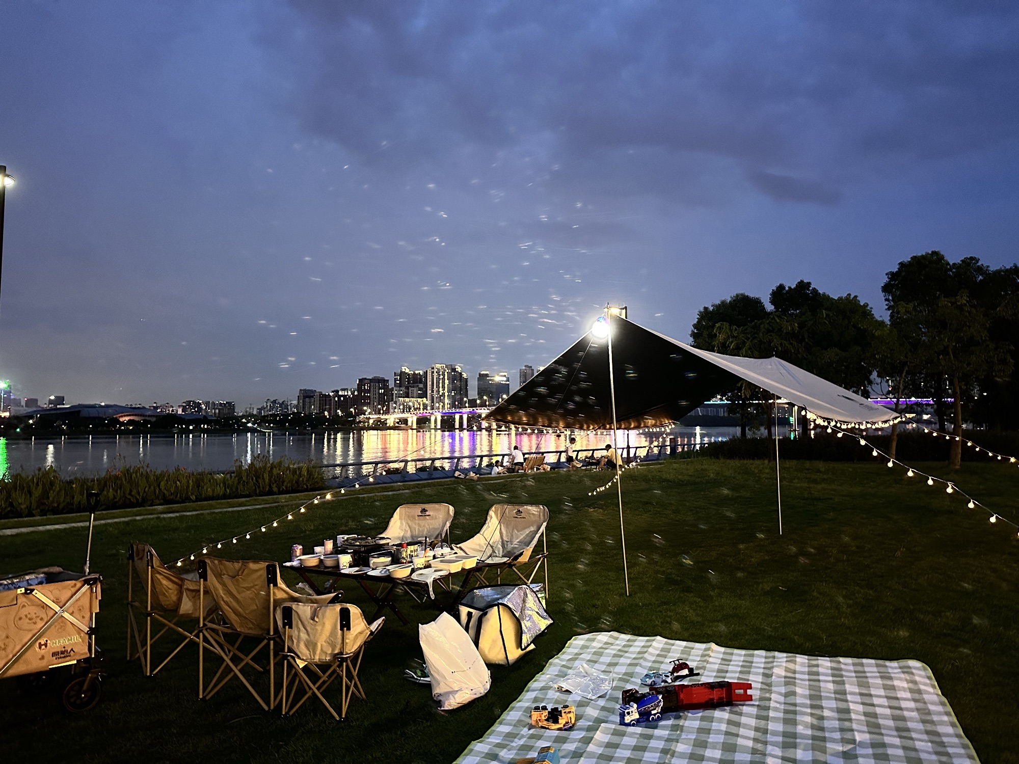 场地封面-南沙区灵山岛尖露营地