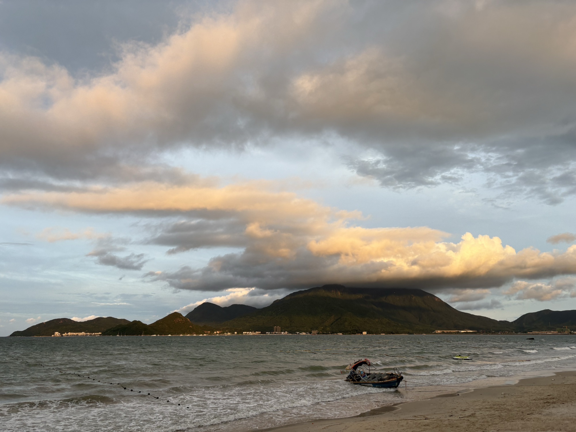场地封面-深圳市大鹏新区龙岐湾海悦营地