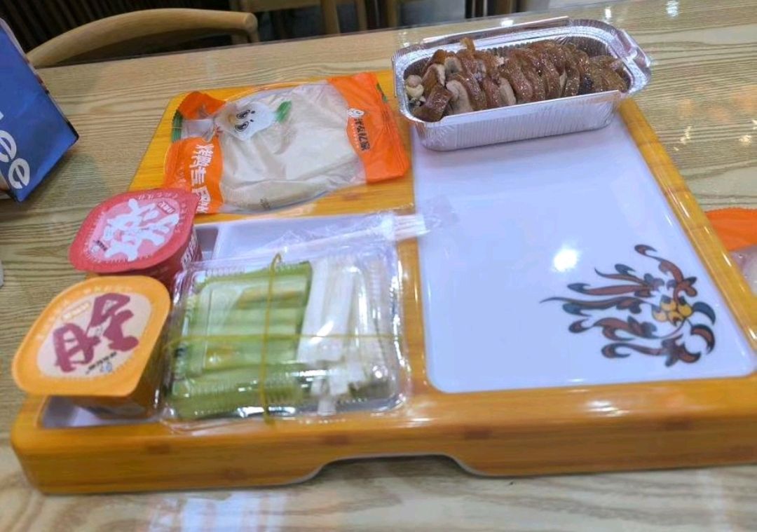 泽友忆家北京烤鸭(朱云路店)