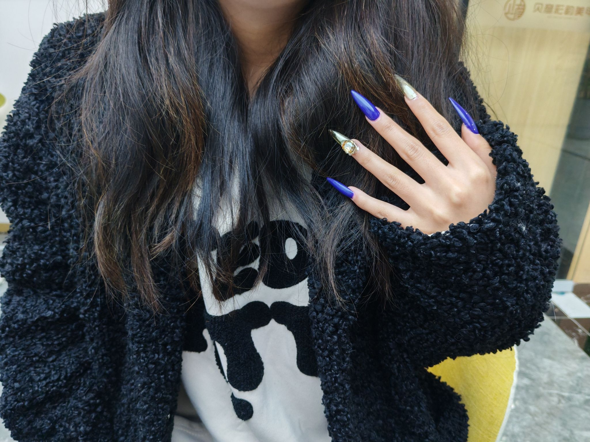 贝彦彩韵美甲店