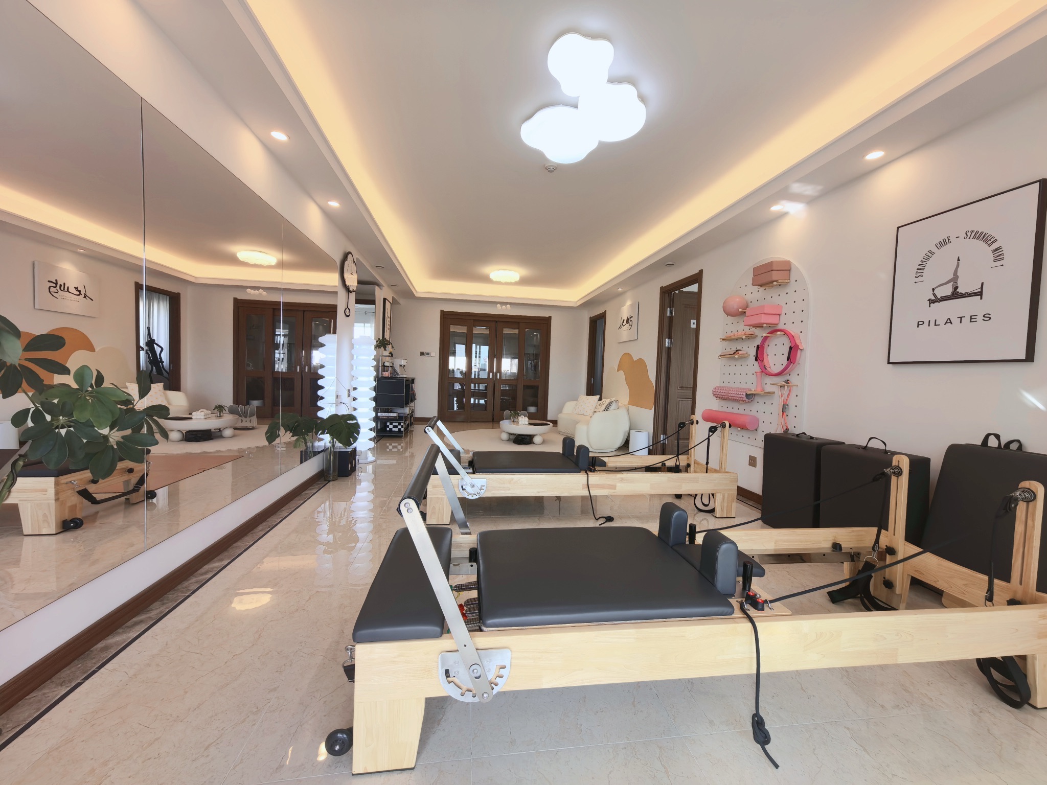 场地封面-她屿普拉提瑜伽·女子塑形