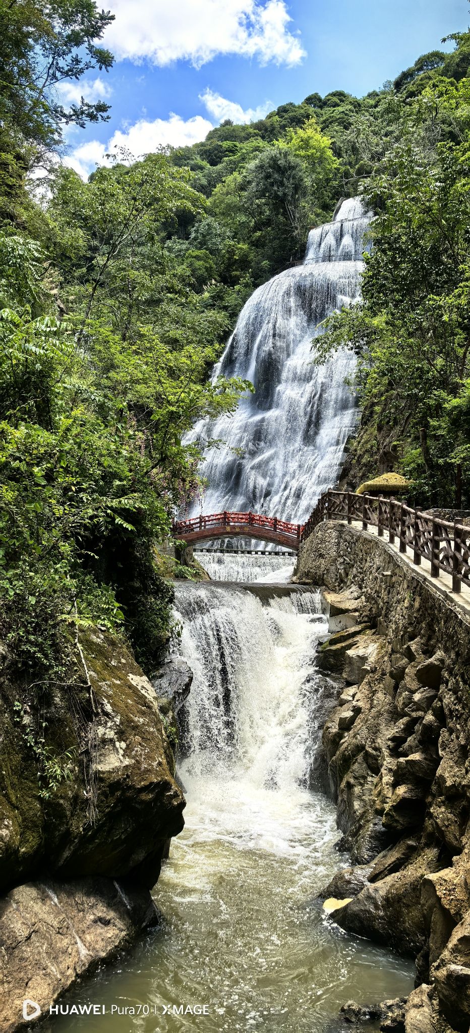 磨石寨大峡谷景区